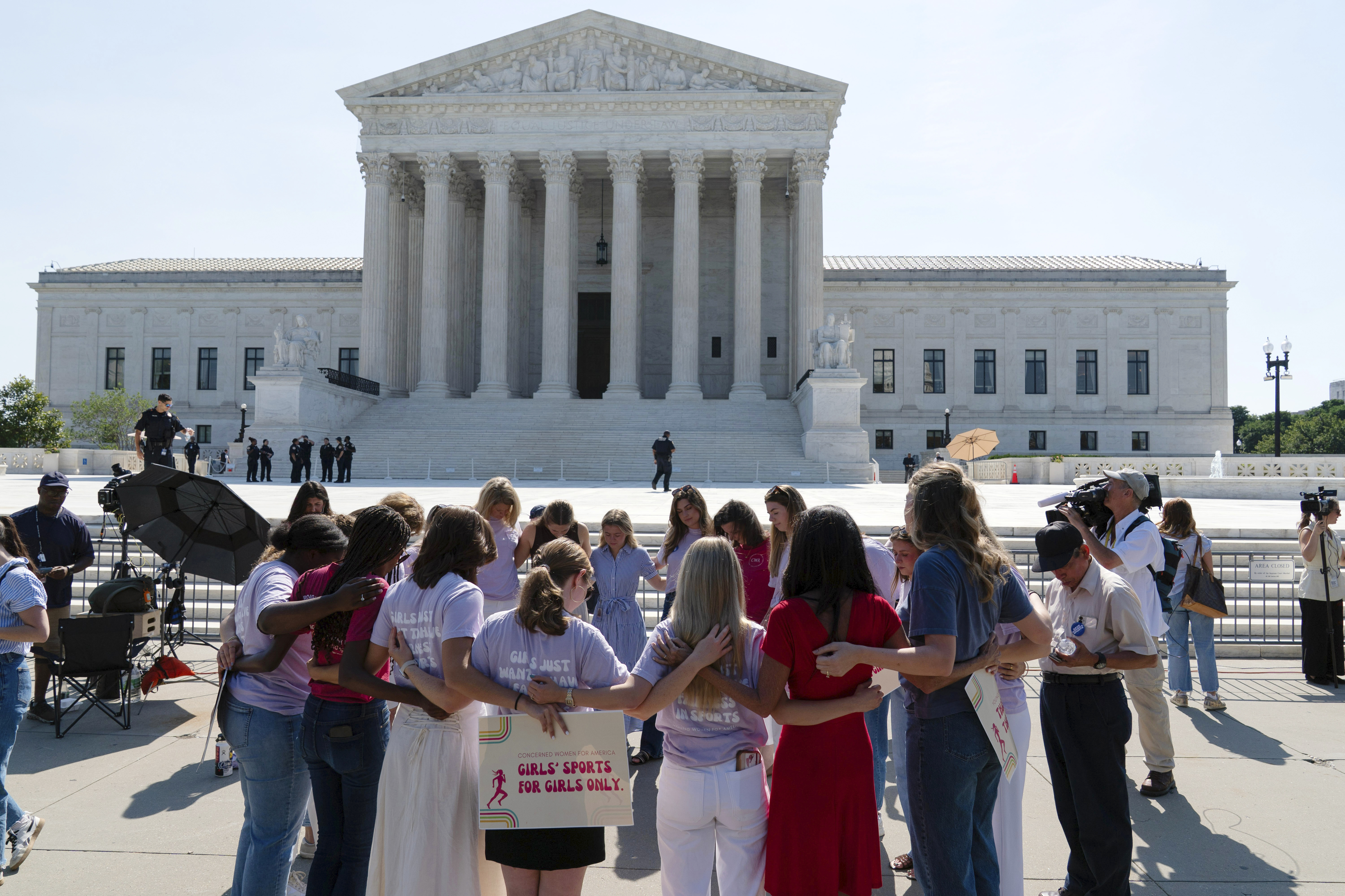 APTOPIX Supreme Court