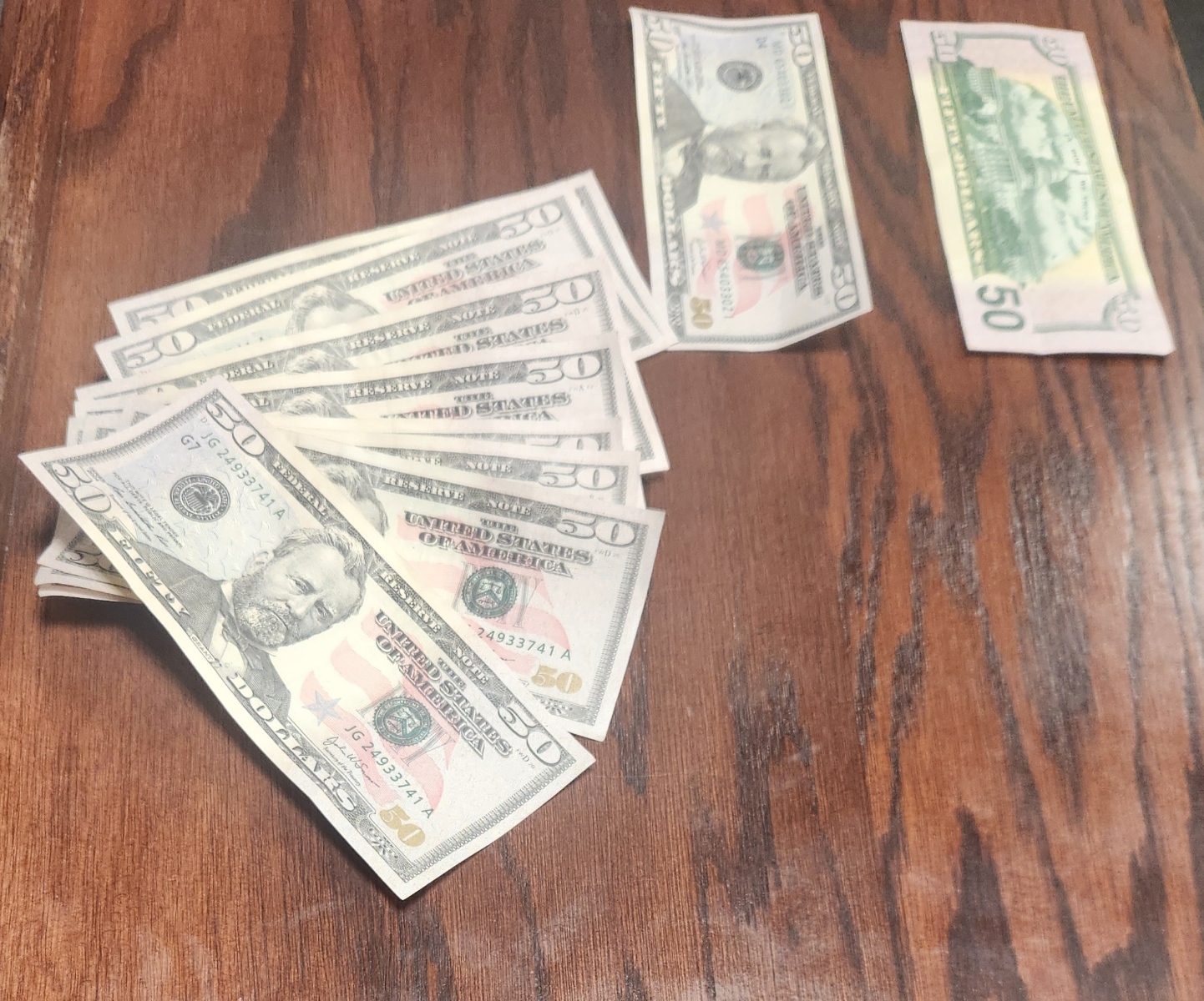 counterfeit bills.jpeg