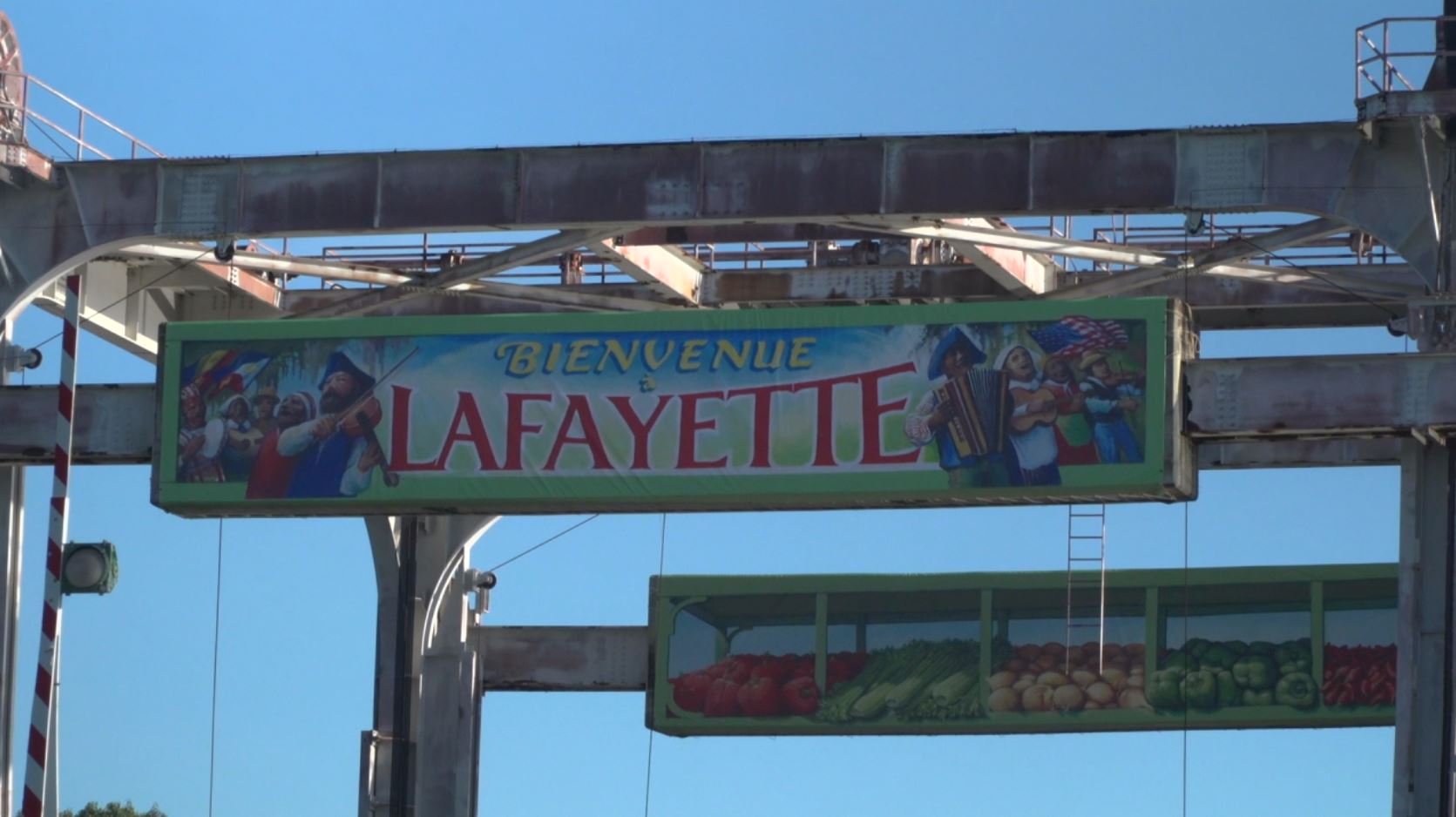 lafayettesignonbridge.JPG