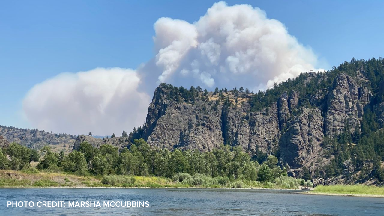 Harris Fire burning south of Cascade