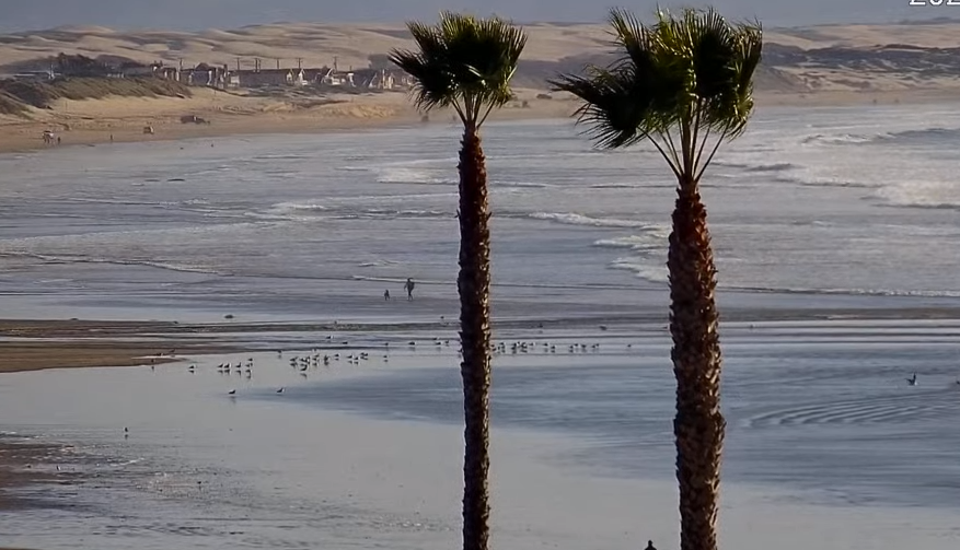 Pismo beach with January sunshine