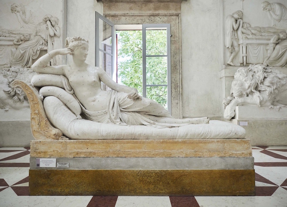 Austrian tourist accused of breaking toes off statue in Italian museum, police say