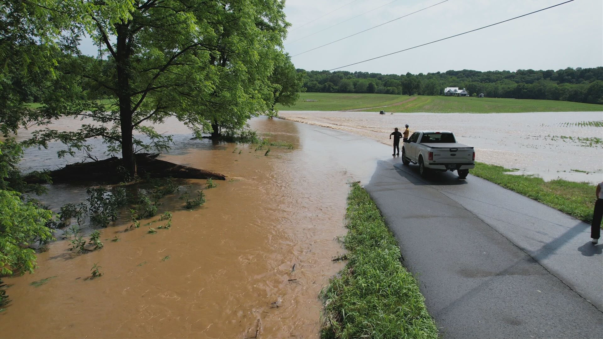 Robertson Co Storm Coverage_frame_2284.jpeg