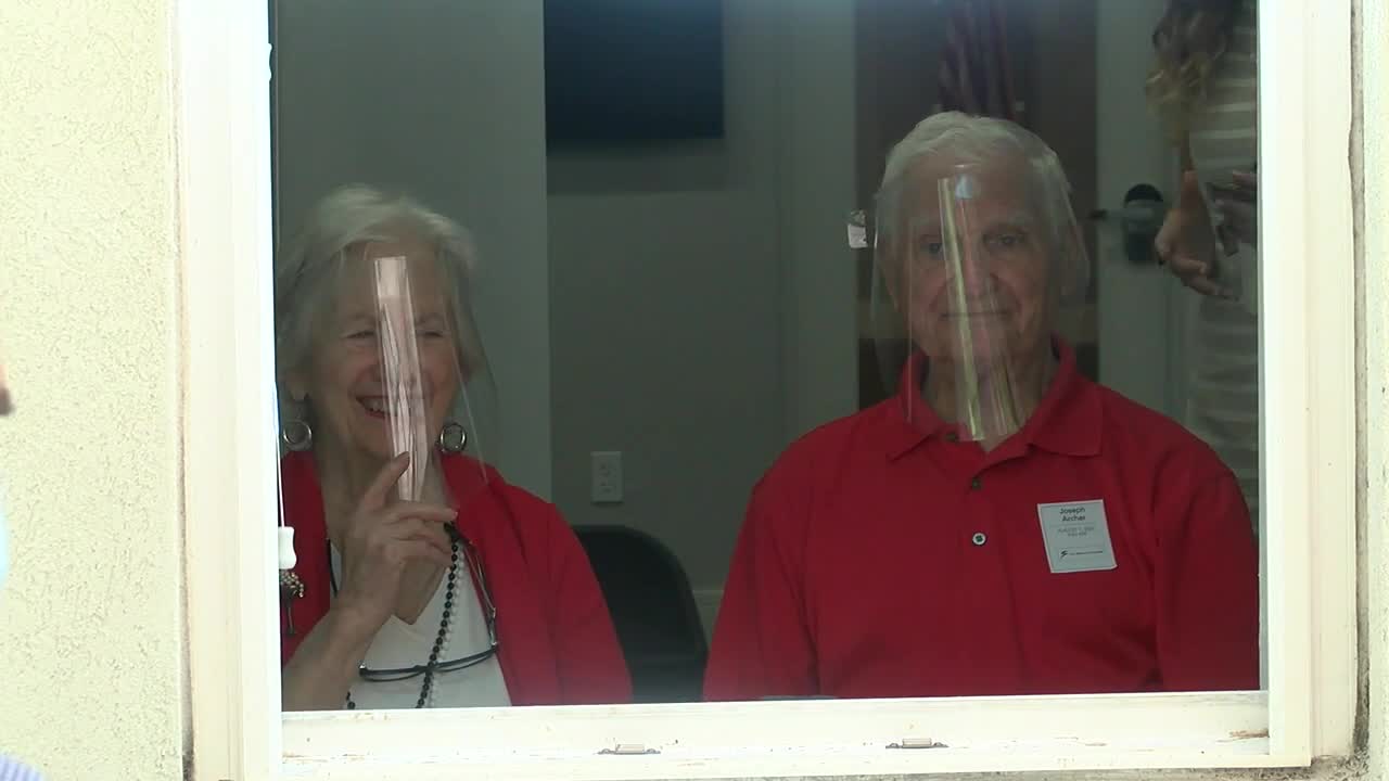 surprise anniversary party for husband
