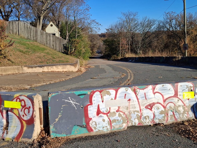 Government Road across from Chimborazo Park