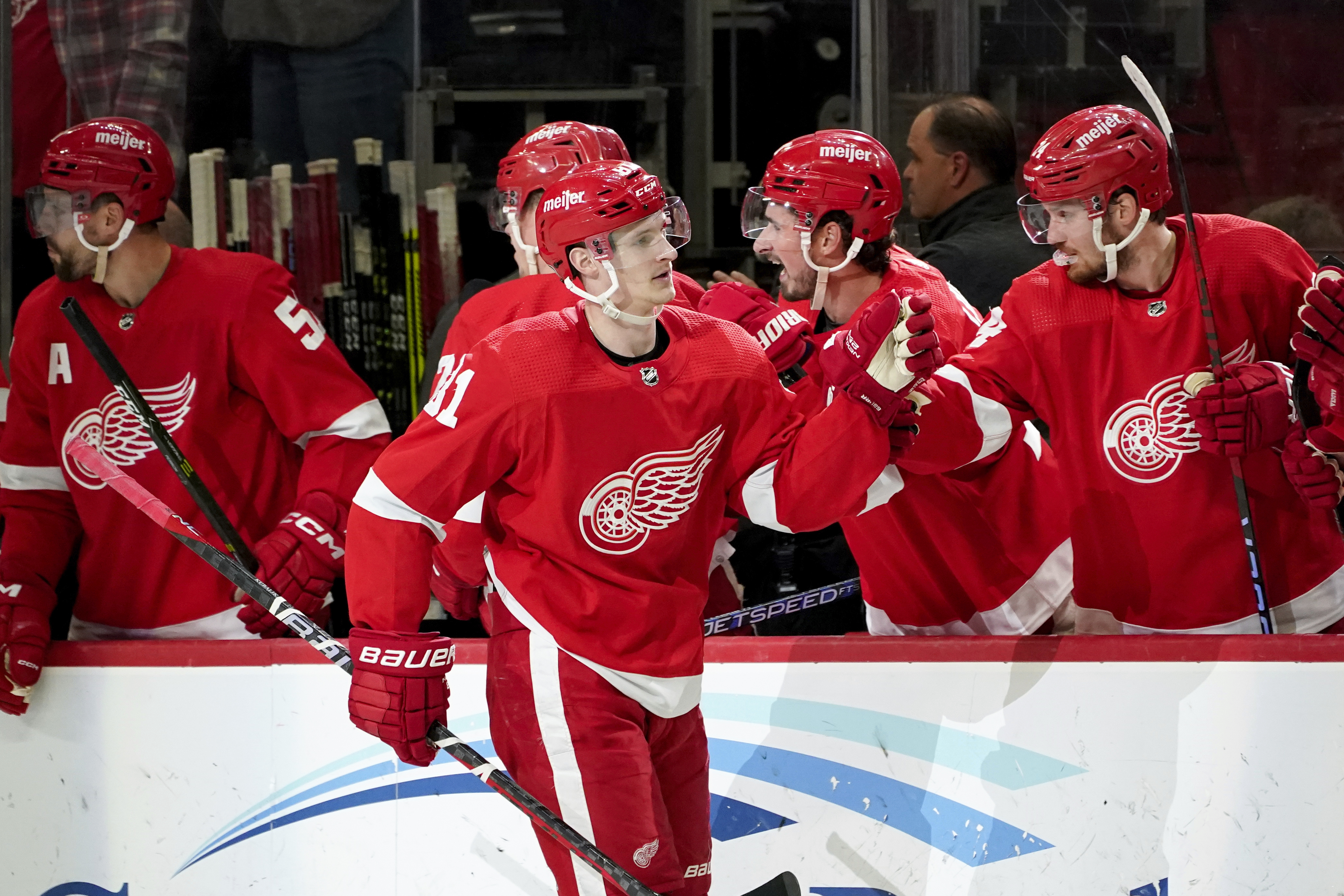 Dominik Kubalik Blackhawks Red Wings Hockey