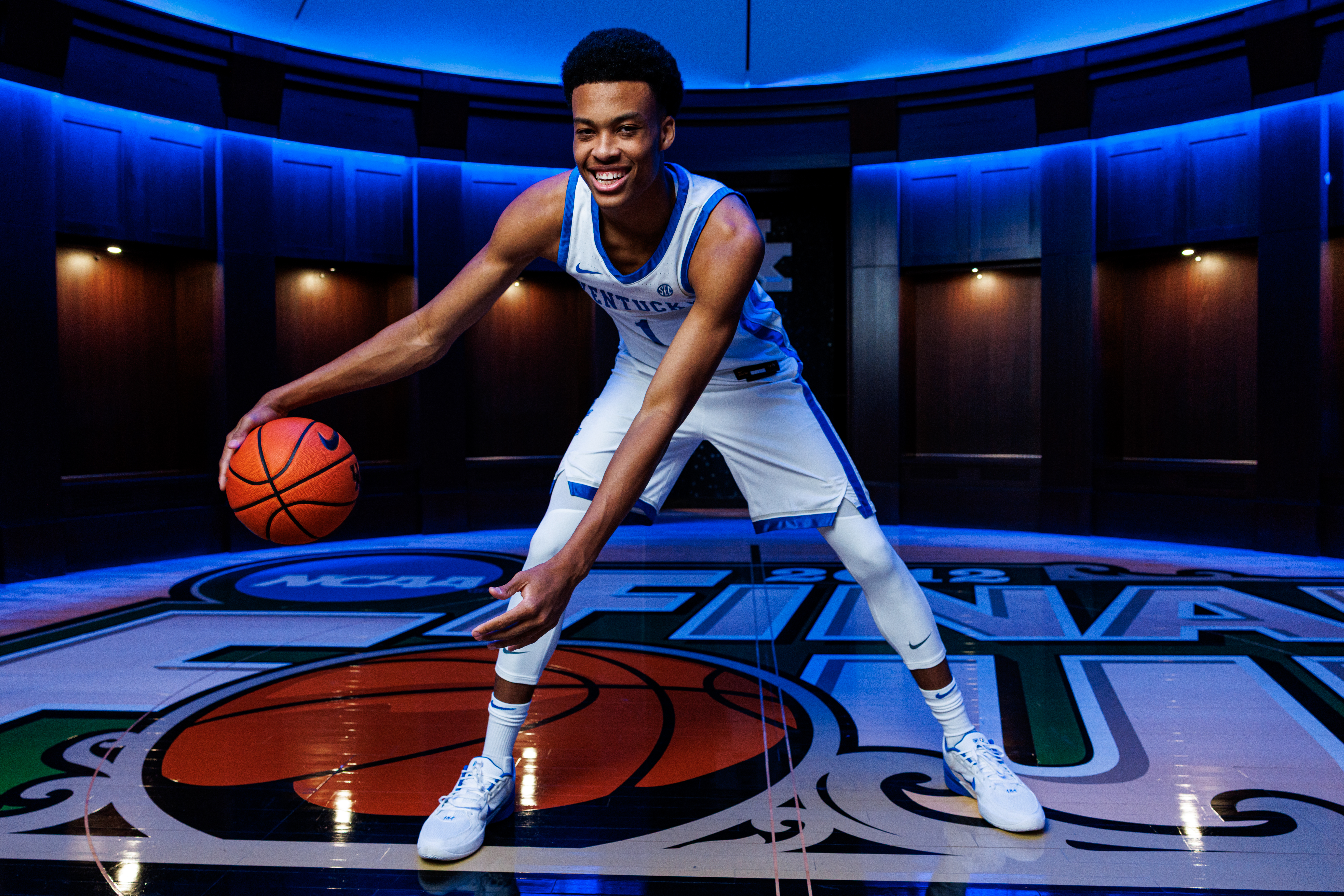 Ryan Hampton commits to Kentucky