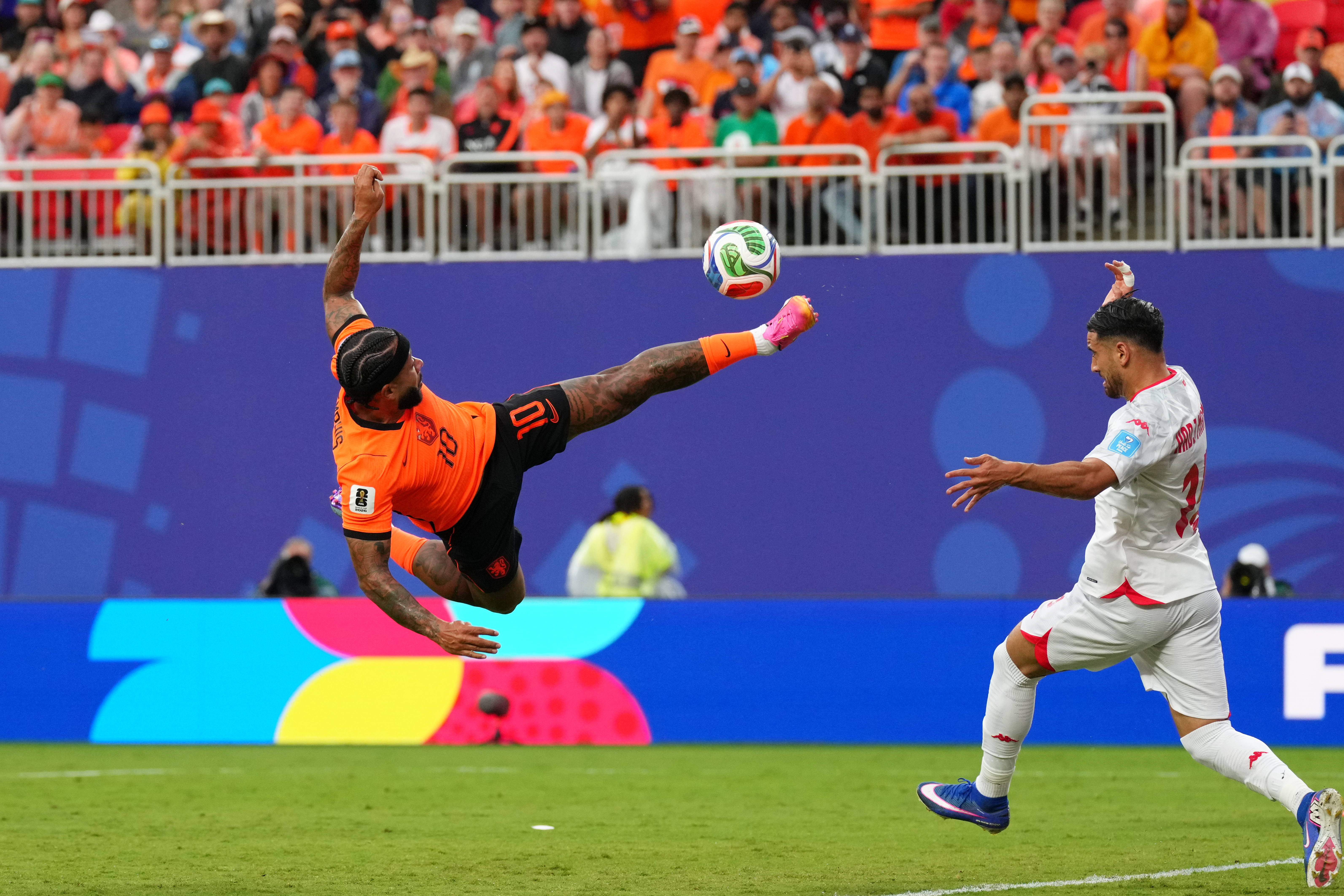 Netherlands Tunisia WCup Soccer