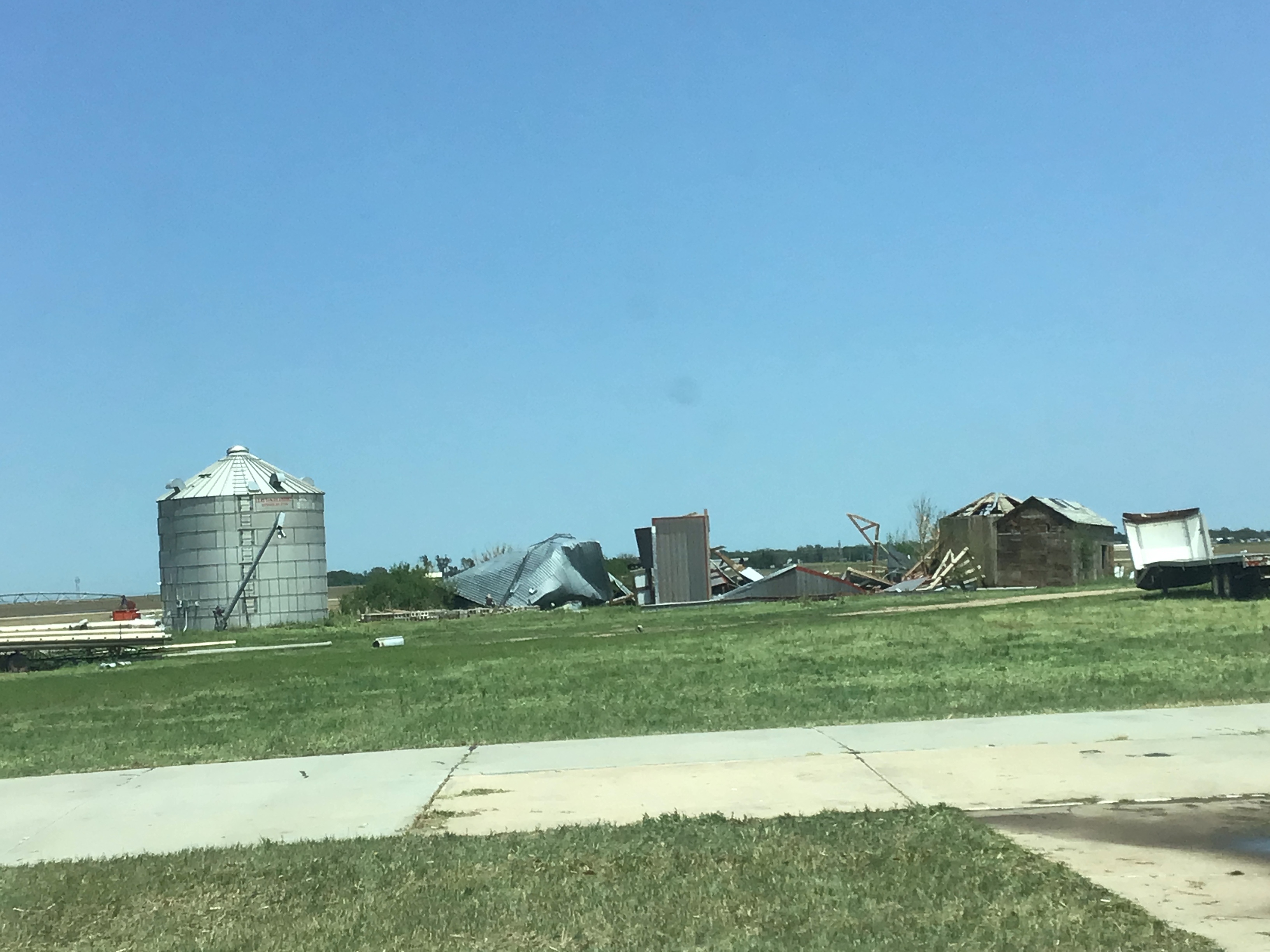 Seward County 100mph winds.jpg