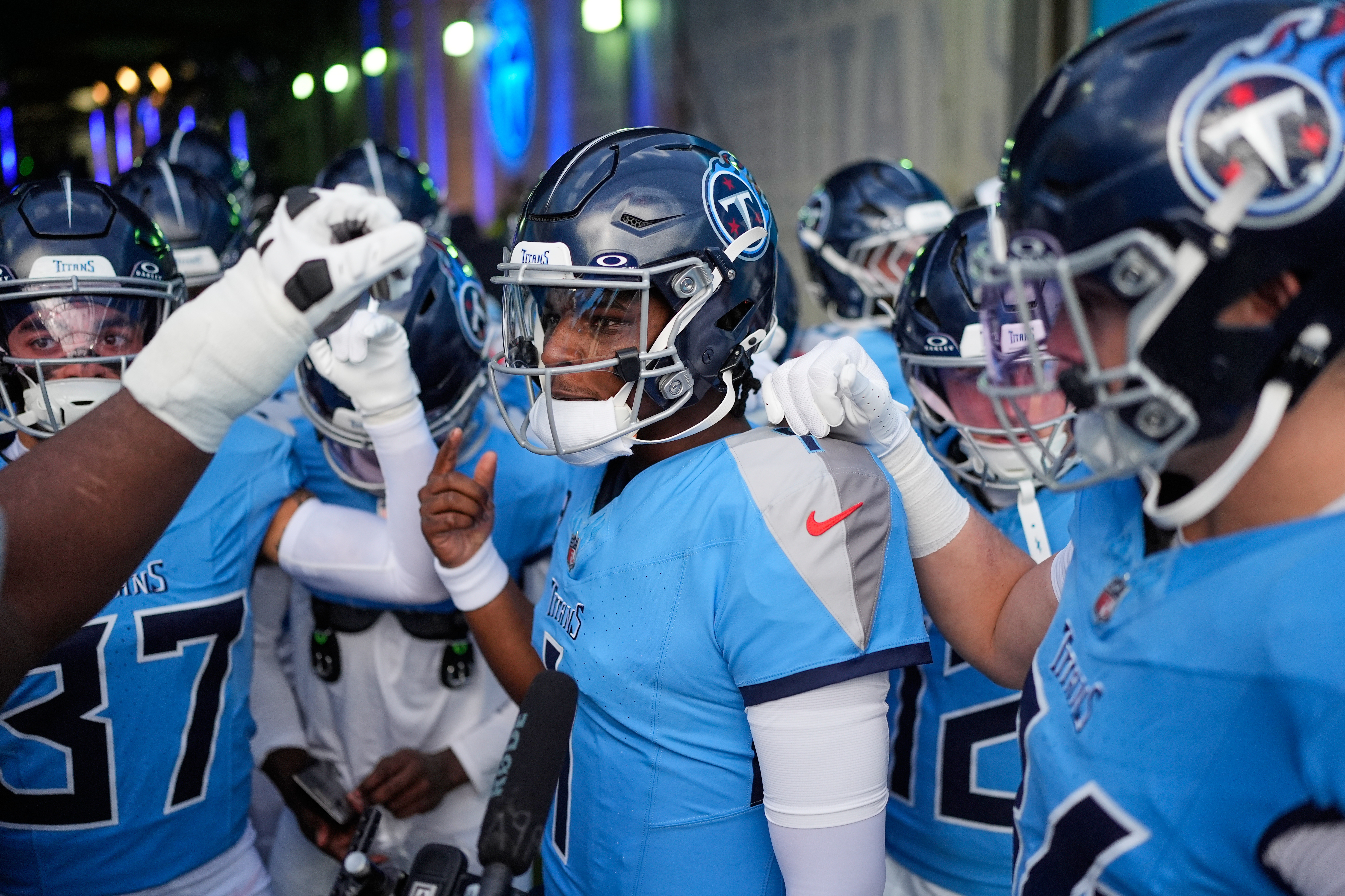 Chiefs Titans Football