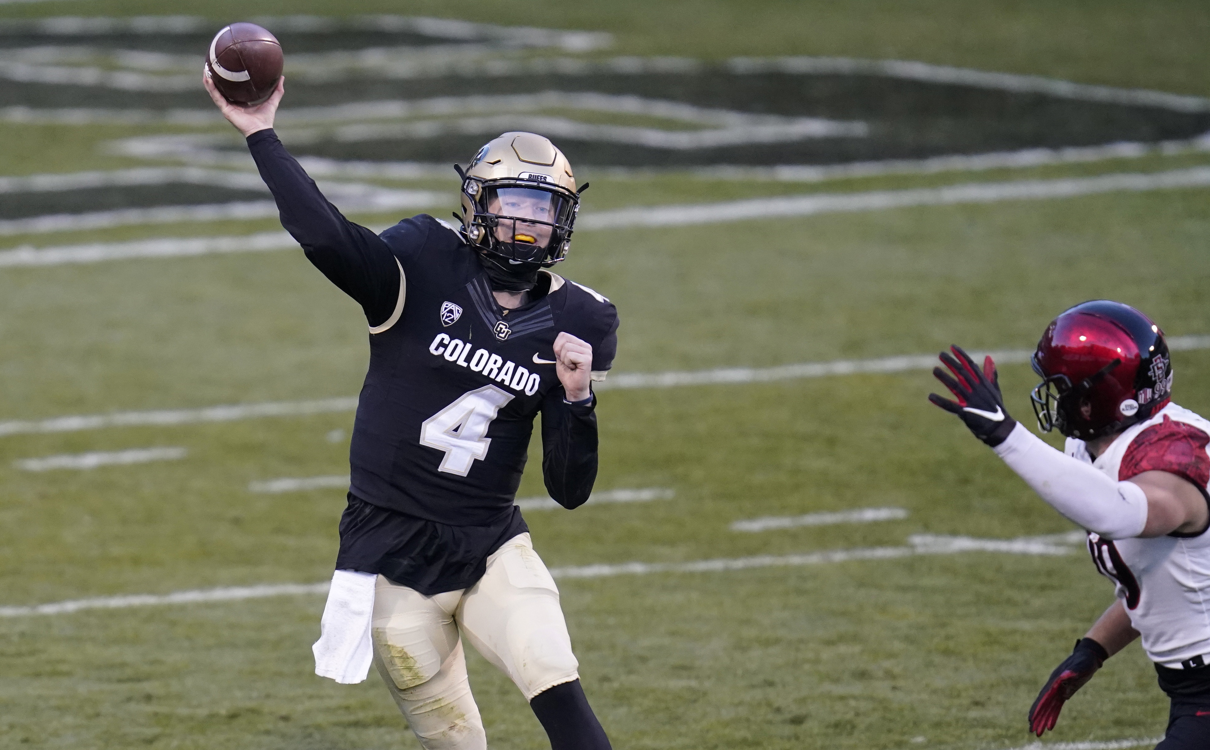 Noyer helps Colorado improve to 3-0 with 20-10 win over SDSU 