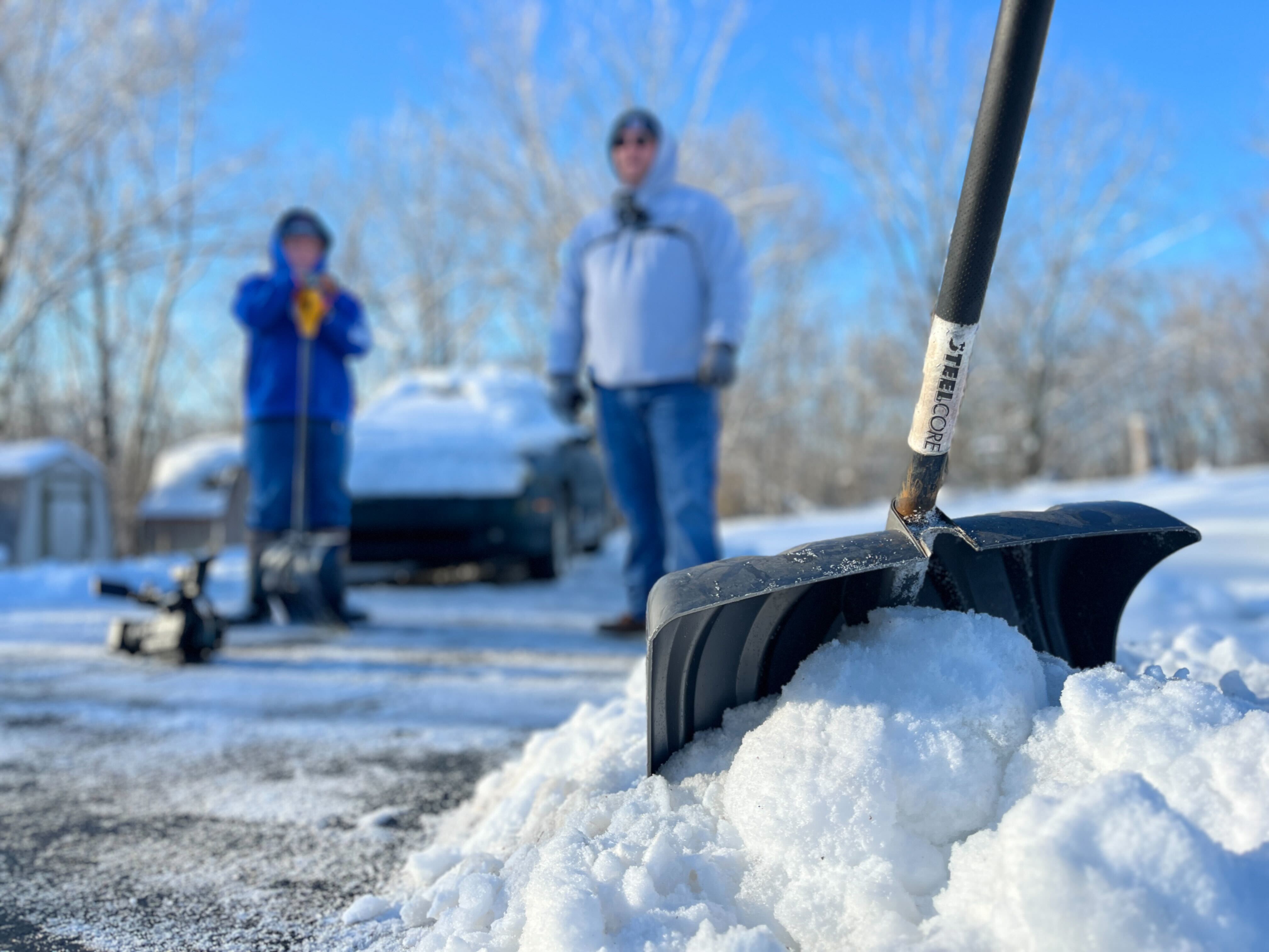 Snow shovel