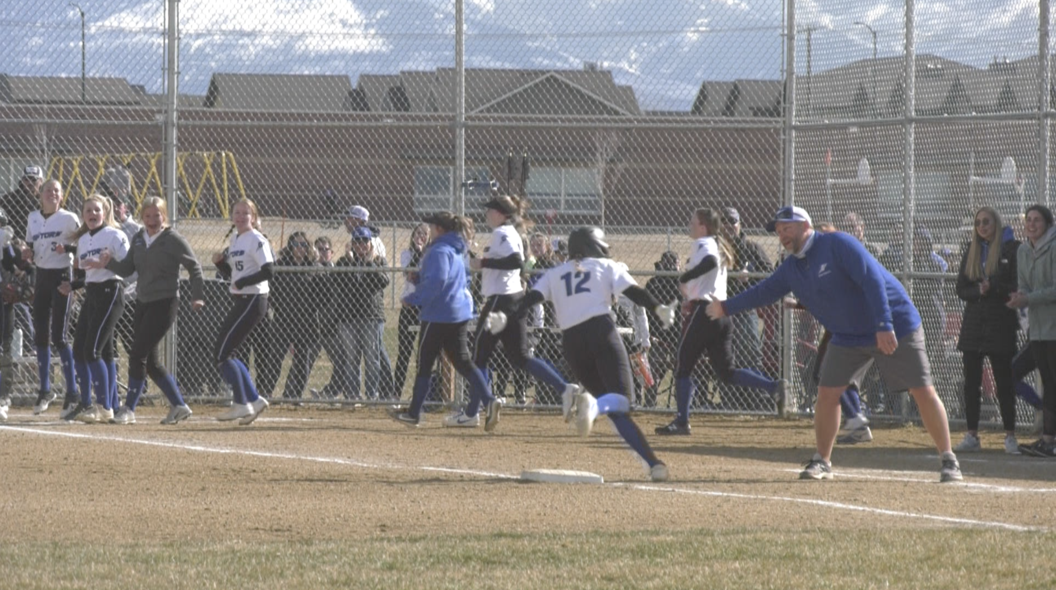 Gallatin Raptors softball cruises past Bozeman Hawks