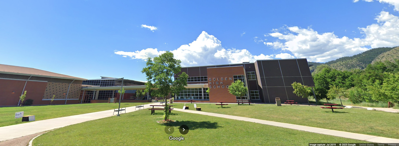 Golden High School.png
