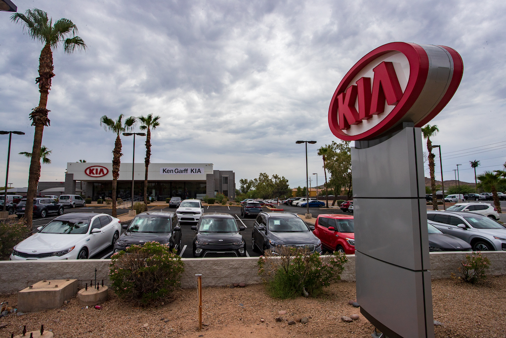 Kia dealership.jpg