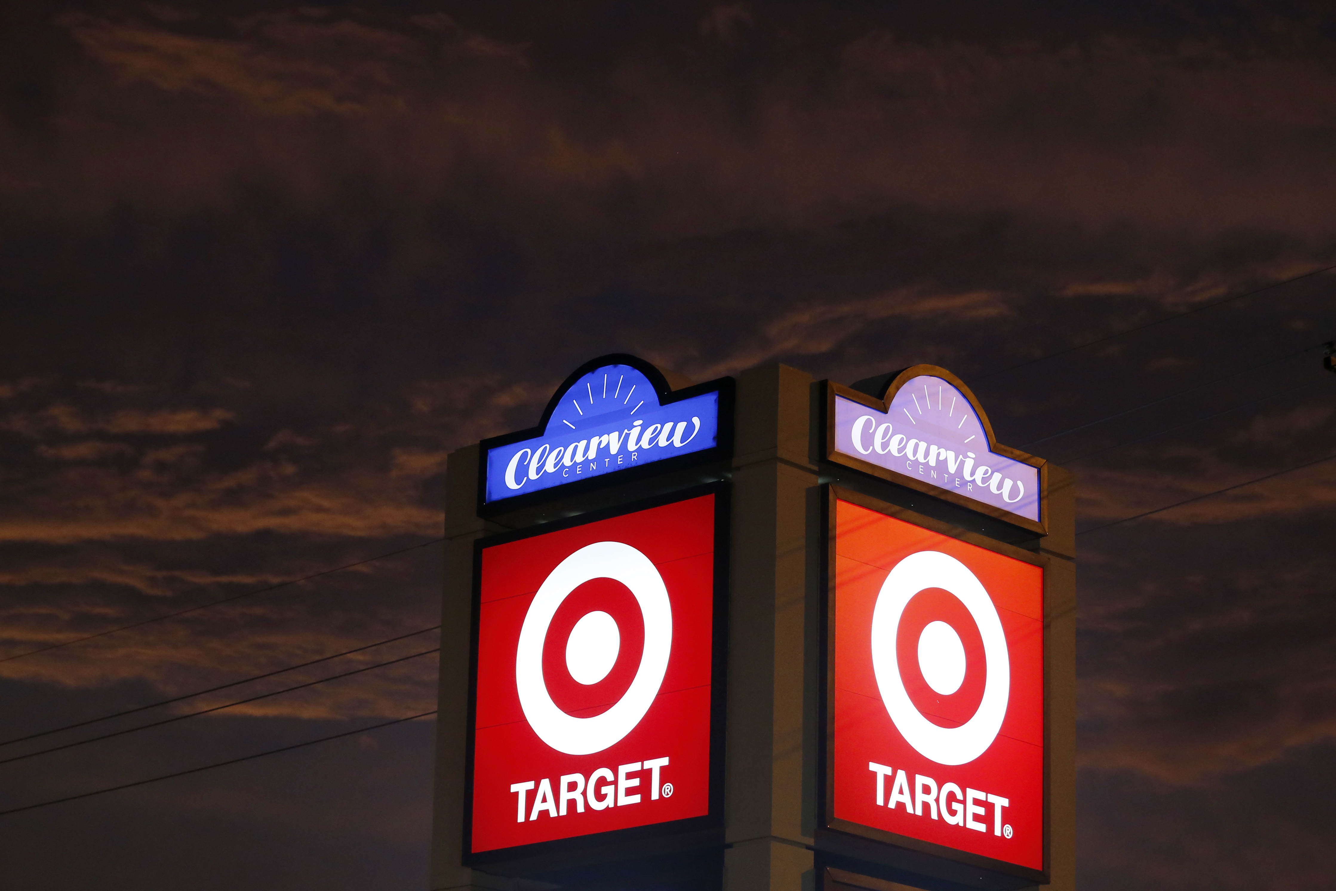 Earns Target