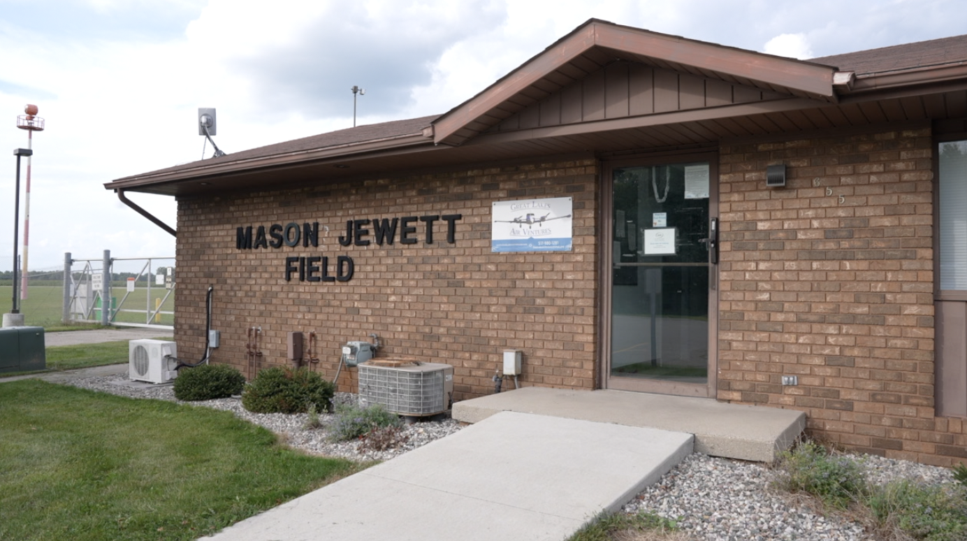Mason Jewett Field Airport