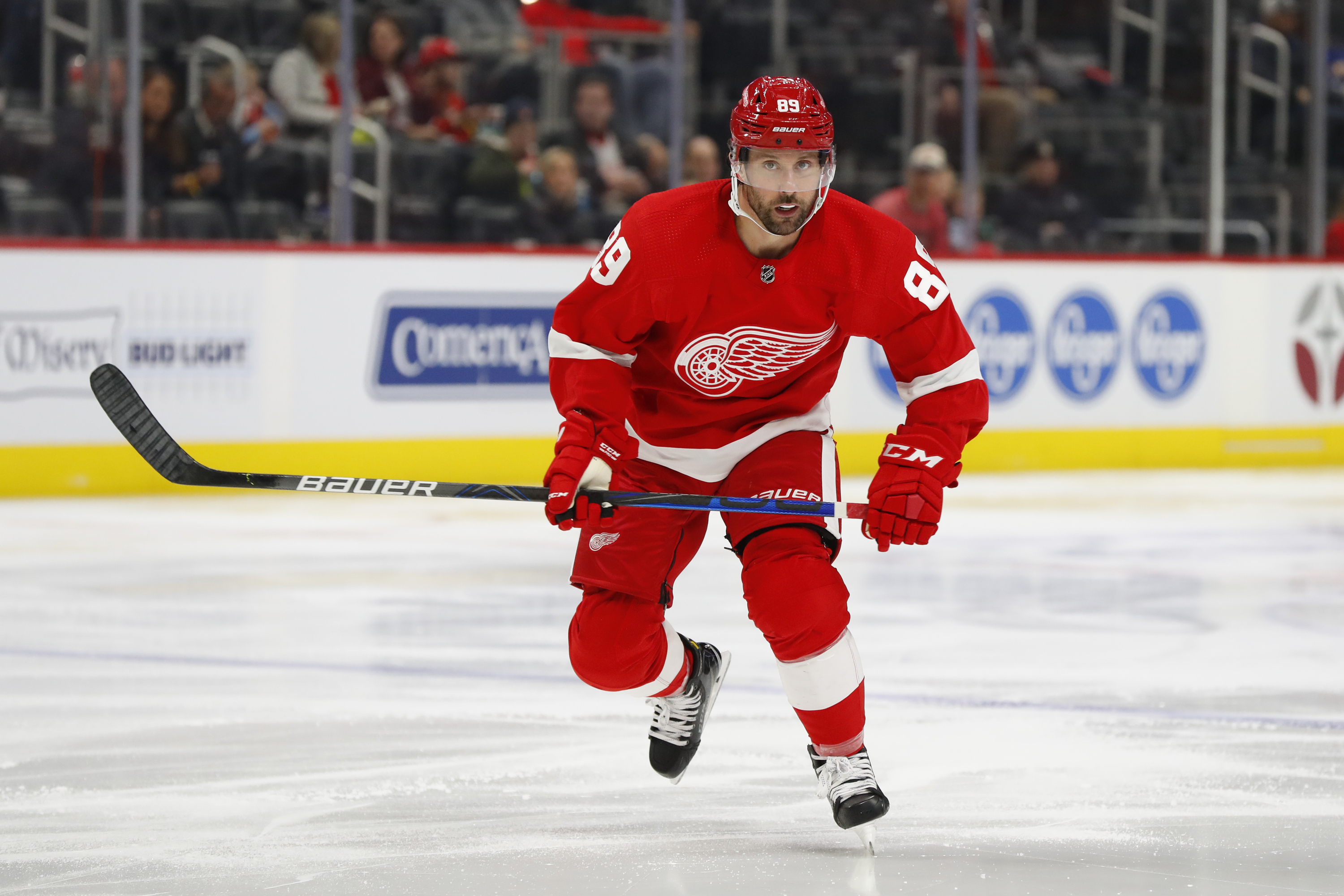 Red Wings re-sign Sam Gagner to one-year deal
