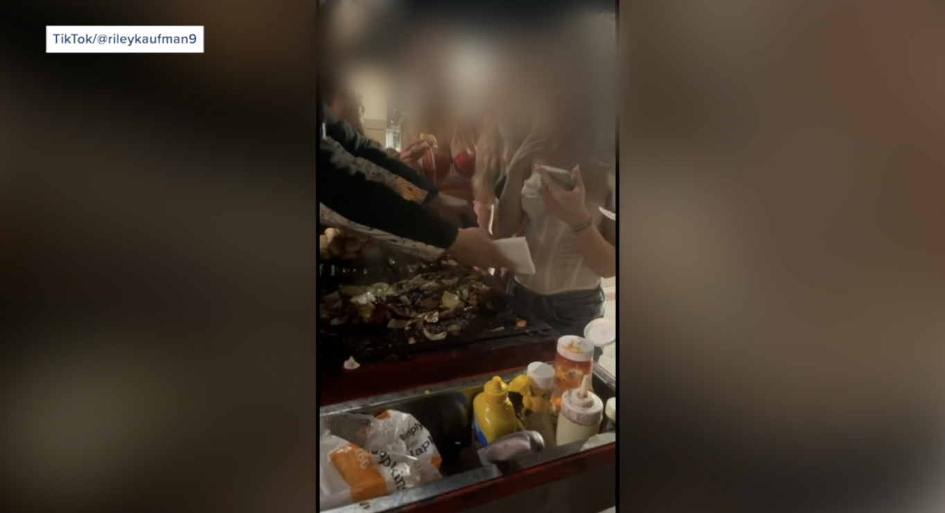 food vendor.jpg