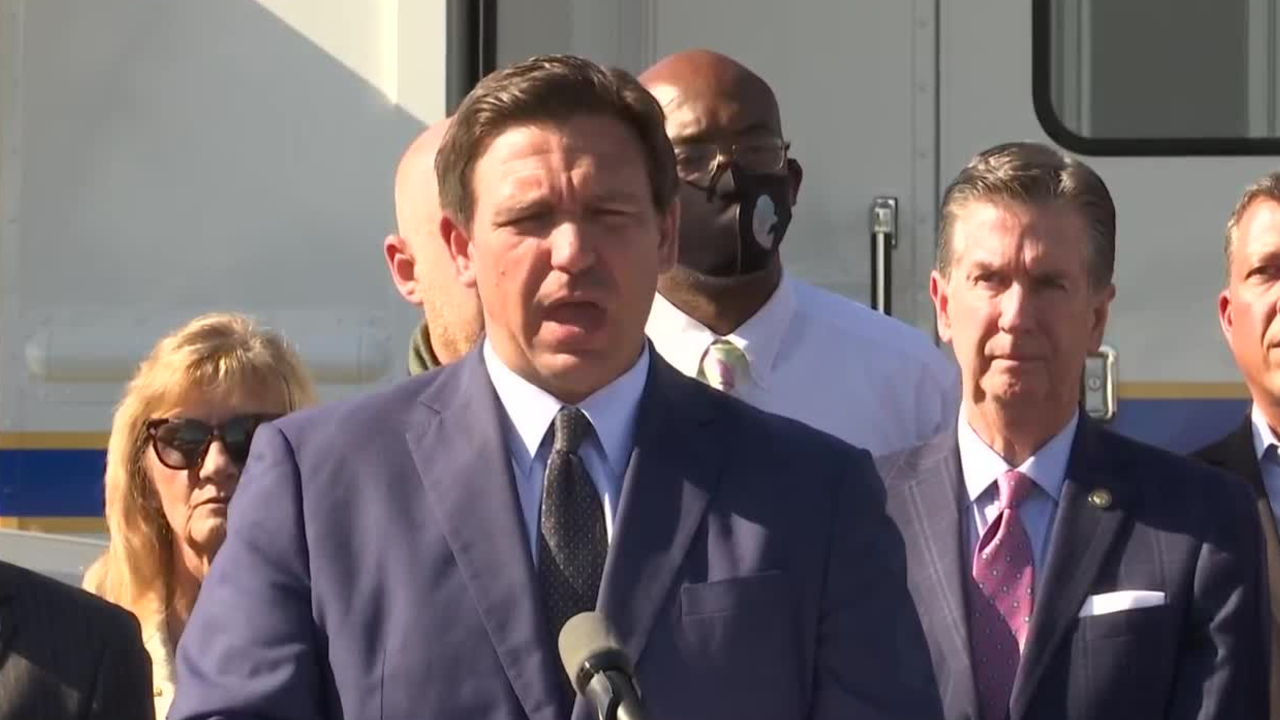 Florida Gov. Ron DeSantis gives a COVID-19 update in Manatee County on April 13, 2021.jpg