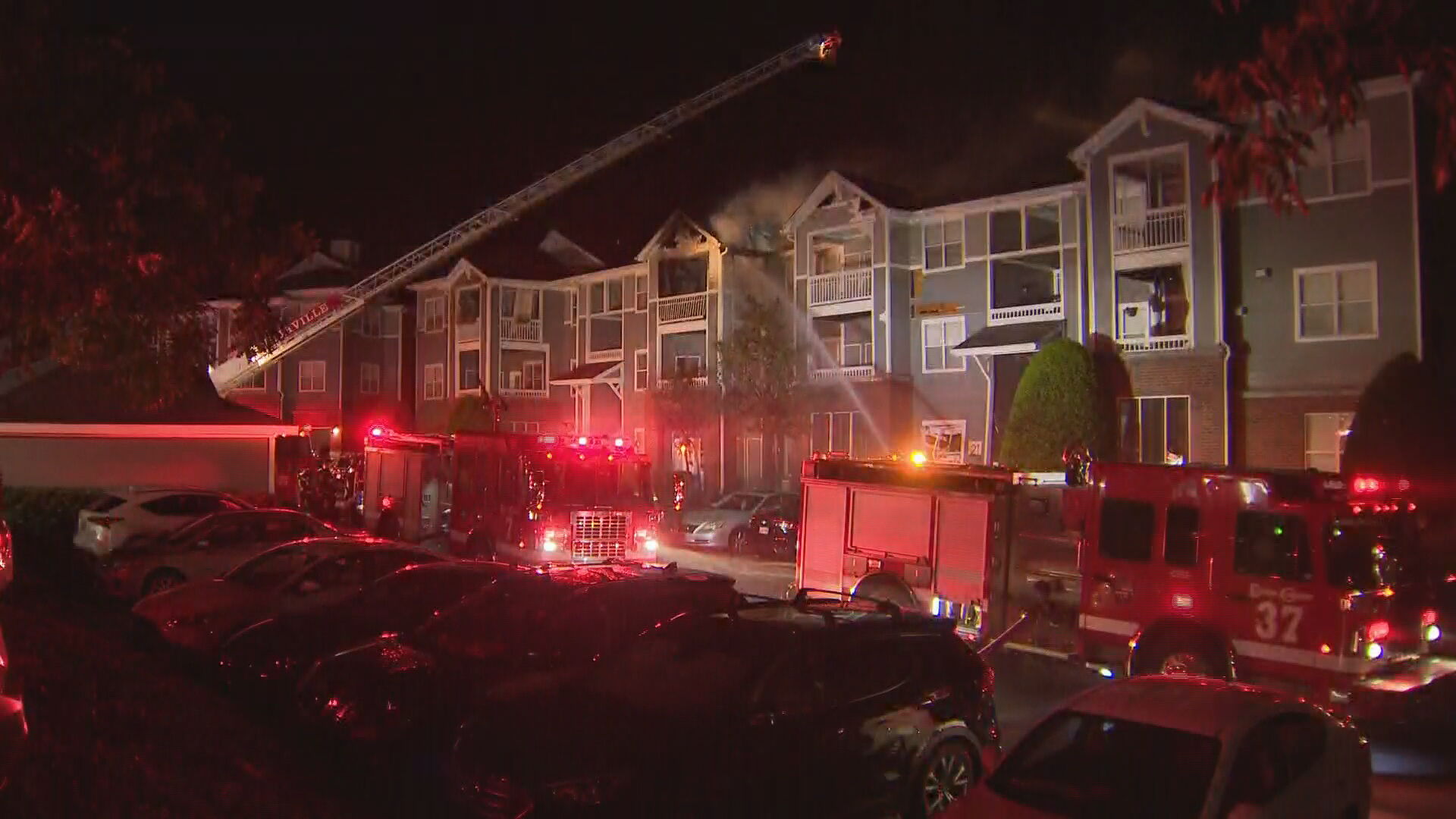 AM BELLEVUE APT FIRE VO_frame_1561.jpeg