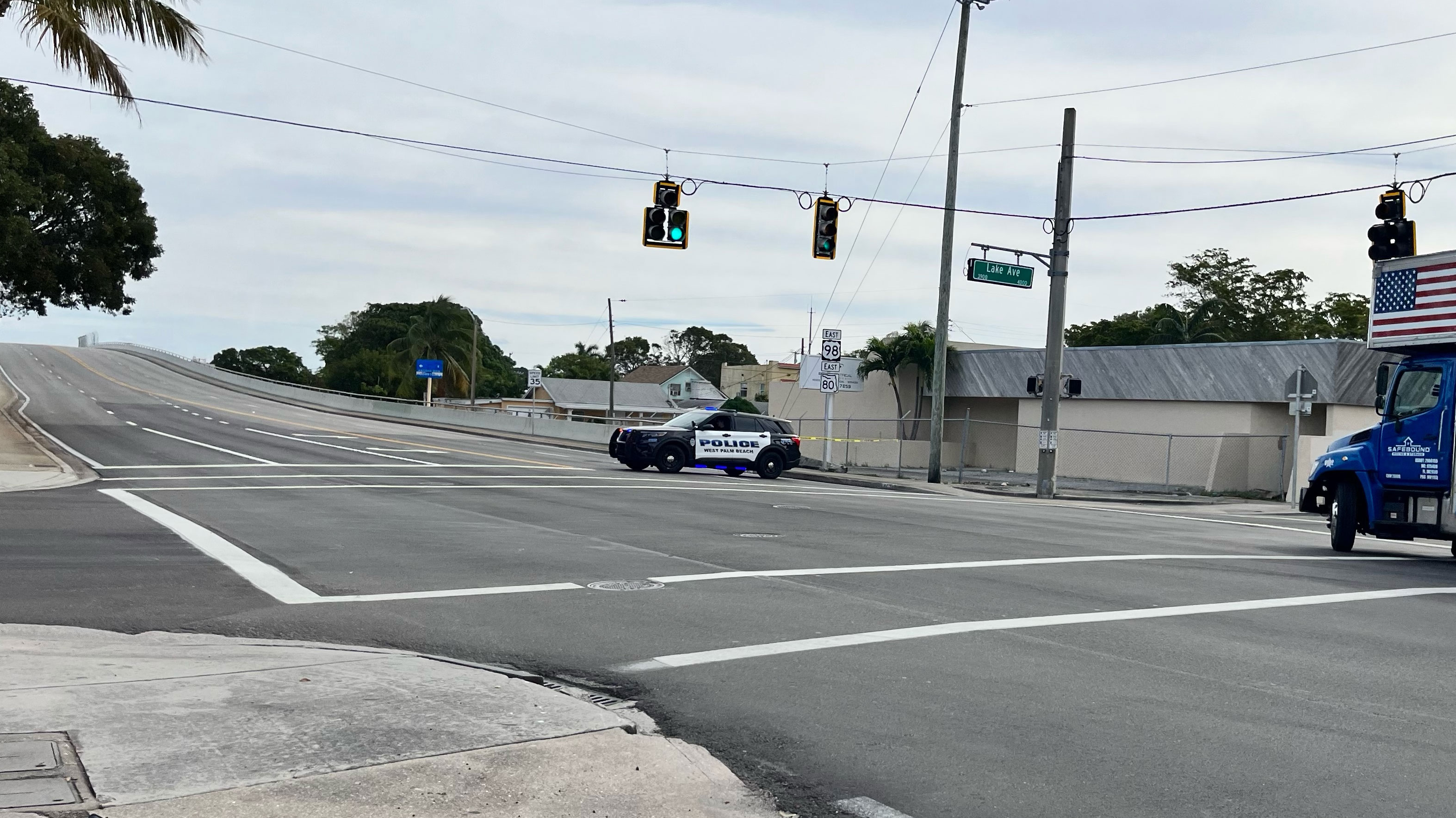 West Palm Beach police closed off Southern Boulevard eastbound at Lake Avenue while a suspicious device was investigated on Jan. 2, 2024. 