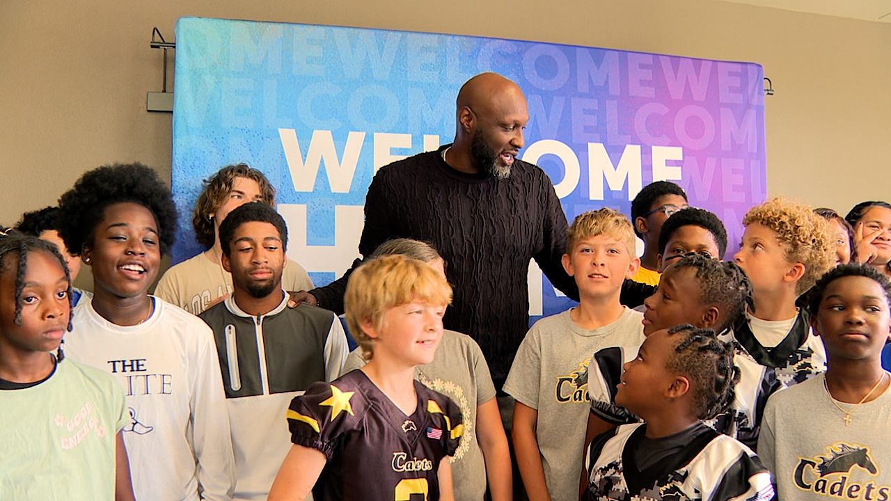 LAMAR ODOM 