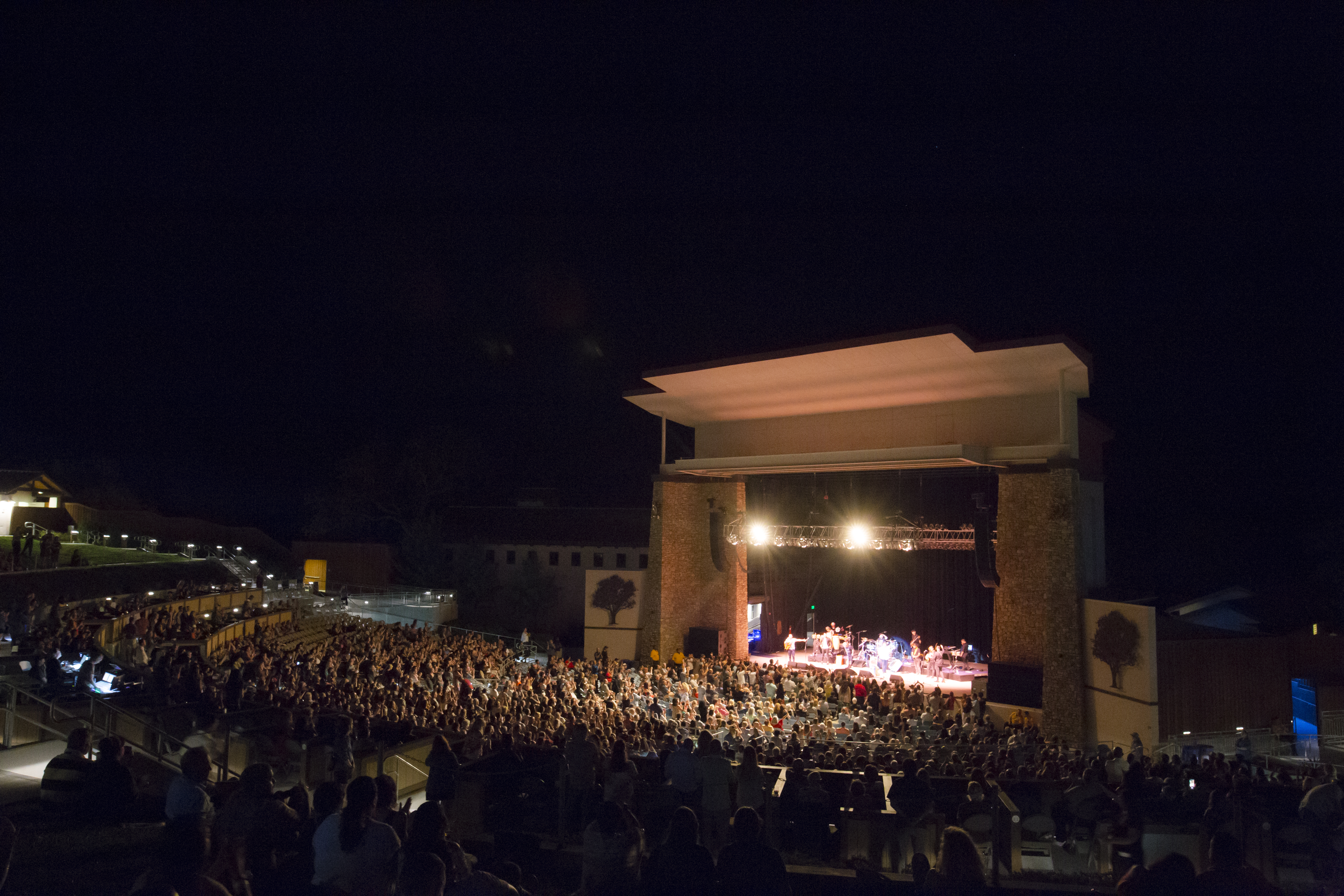 vina robles amphitheatre.jpg