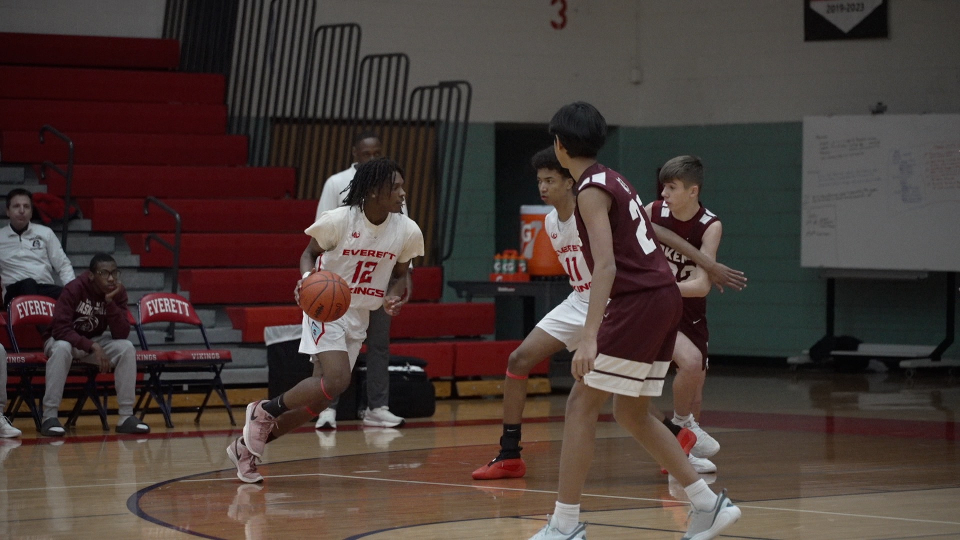 Lansing Everett Vikings vs Okemos Wolves