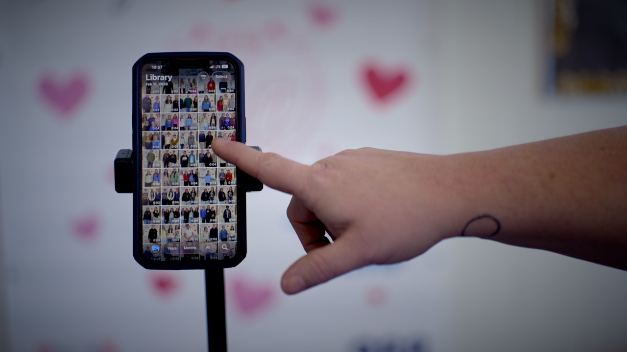 phone phone phone.jpg