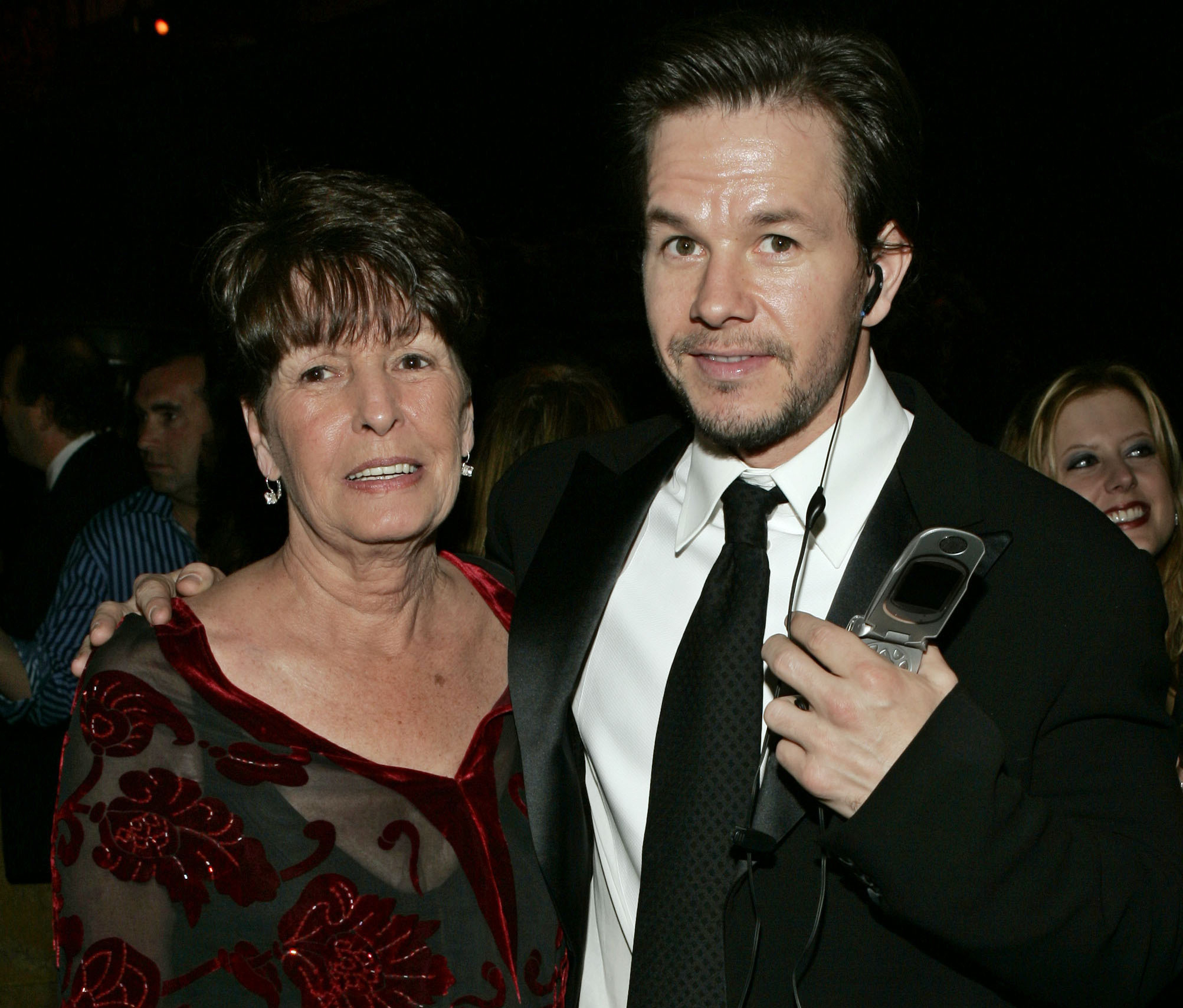 Mark Wahlberg, Alma Wahlberg