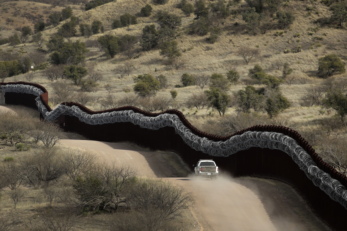 Largest yet: $1.3 billion contract for border wall awarded