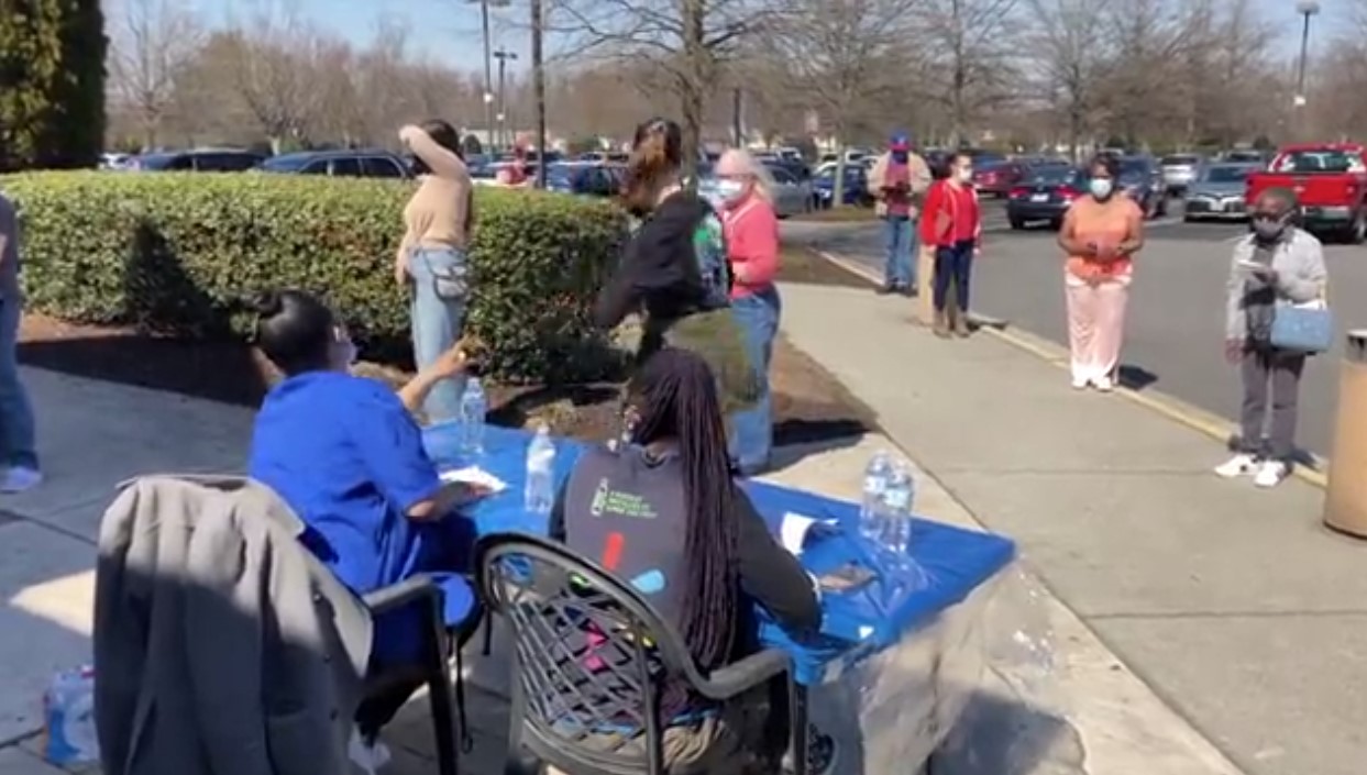 Walmart St. Paul.jpg