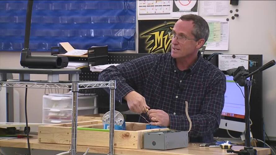 Colorado high school offers class that teaches homeownership skills like plumbing, electricity and more