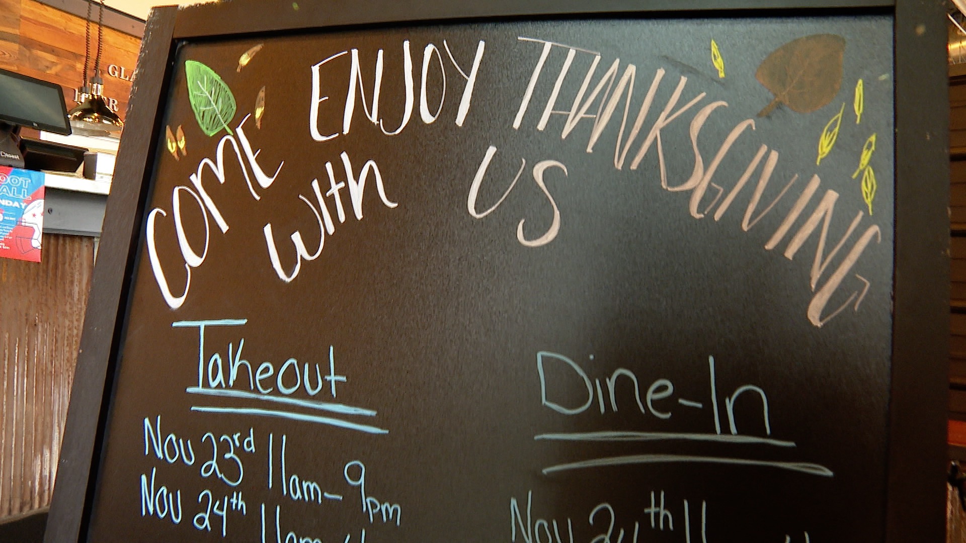 Families eating Thanksgiving dinner at local restaurants because of costs, convenience.jpg