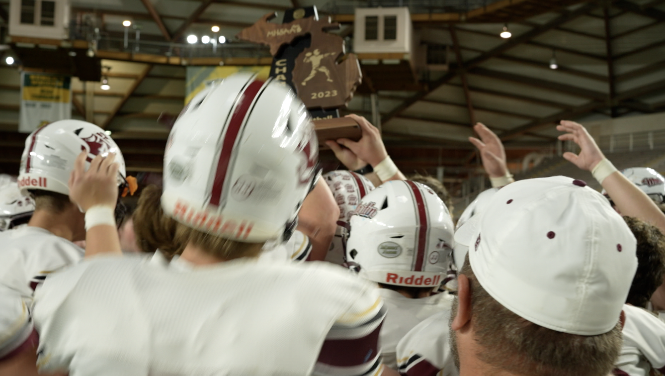 Martin football wins 8-player D1 title
