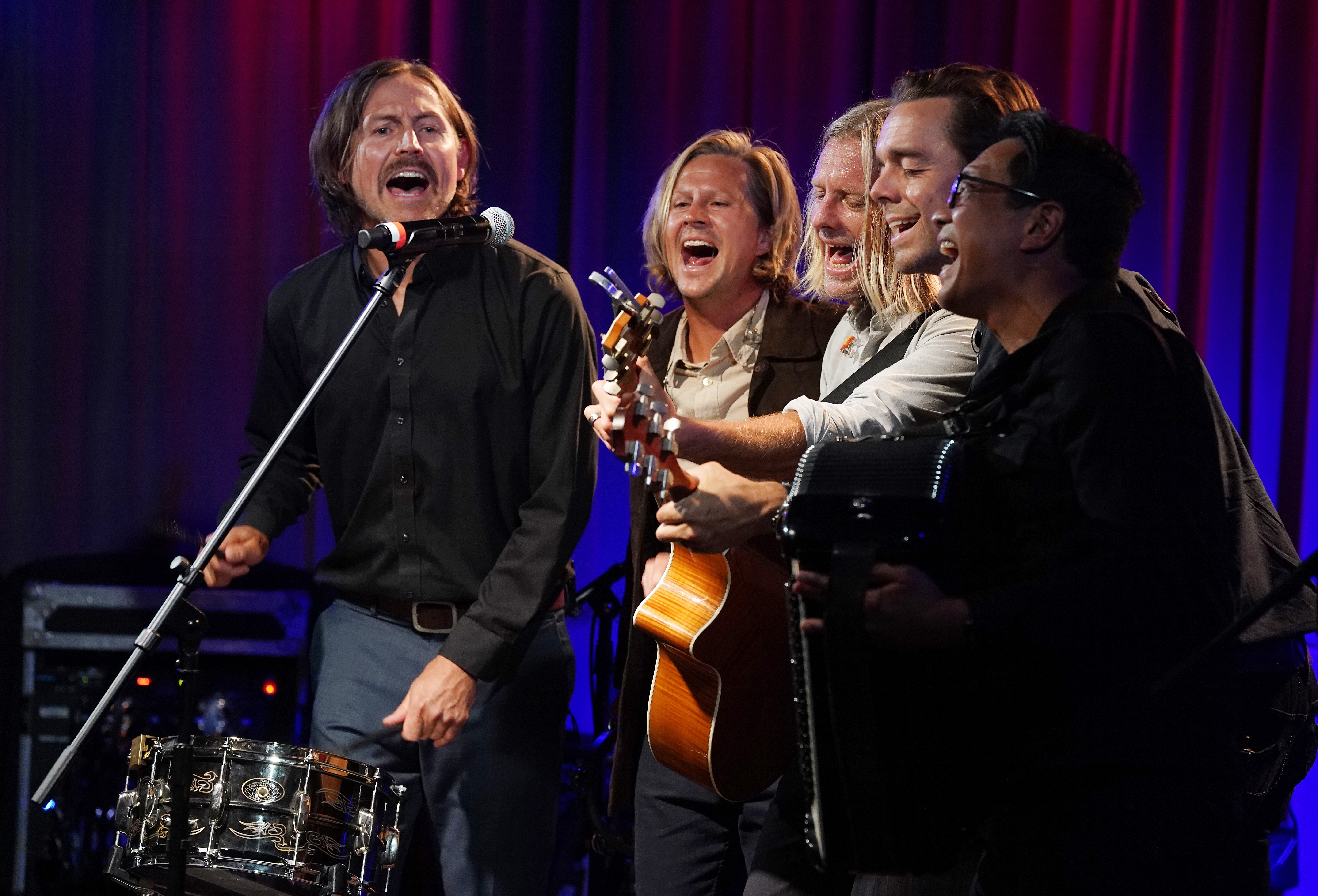 Chad Butler, Tim Foreman, Jon Foreman, Drew Shirley, Jerome Fontamillas