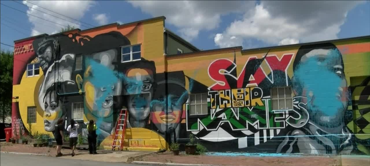 deface mural.jpg