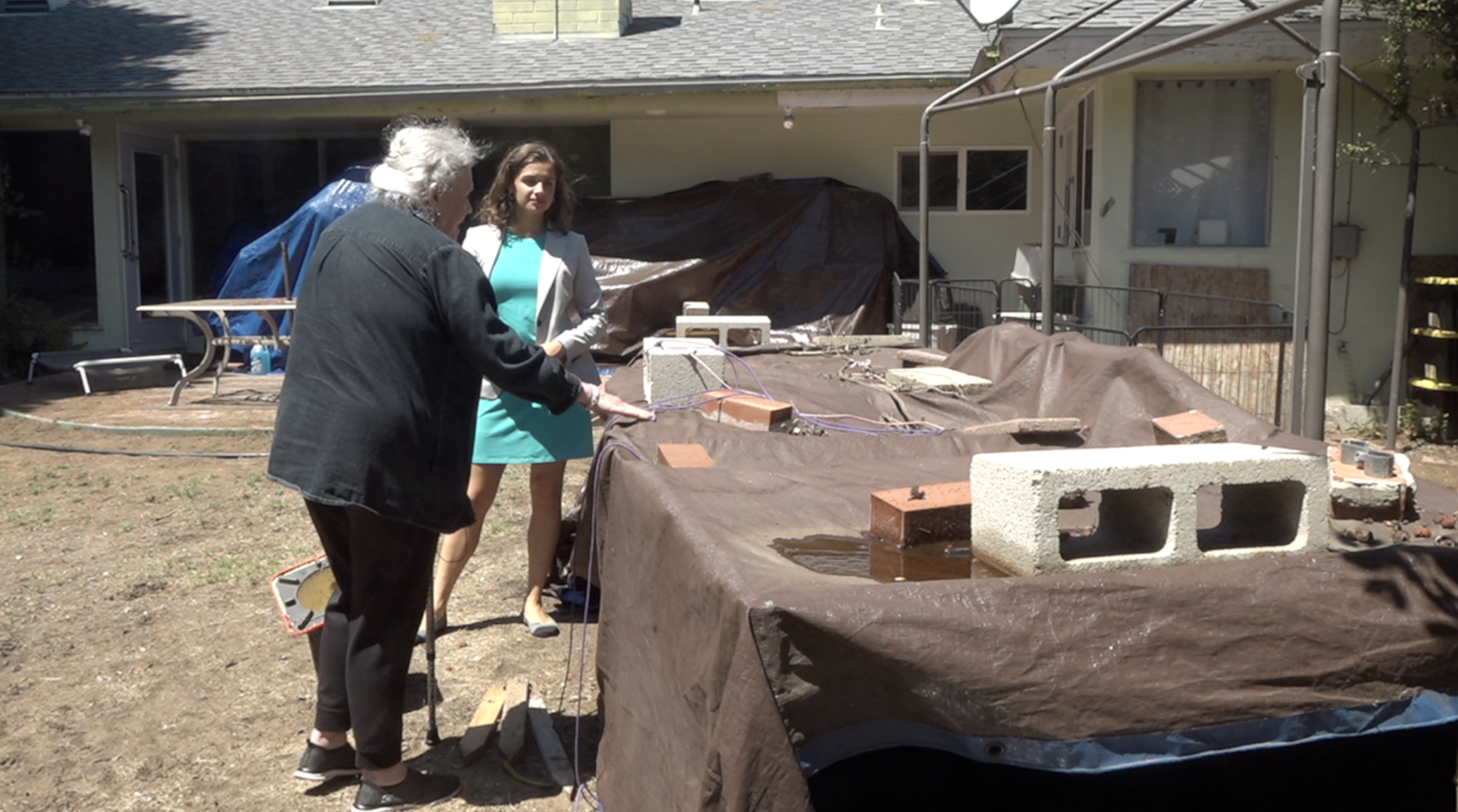 80-year-old Coronado woman gets help from strangers to prepare for Hilary 
