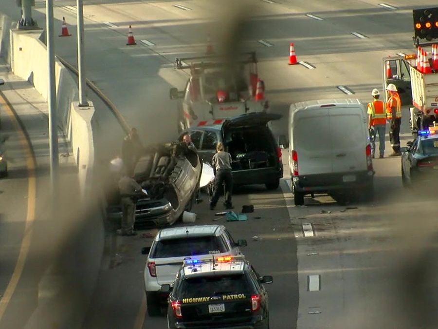 805_market_street_crash_081121.jpg