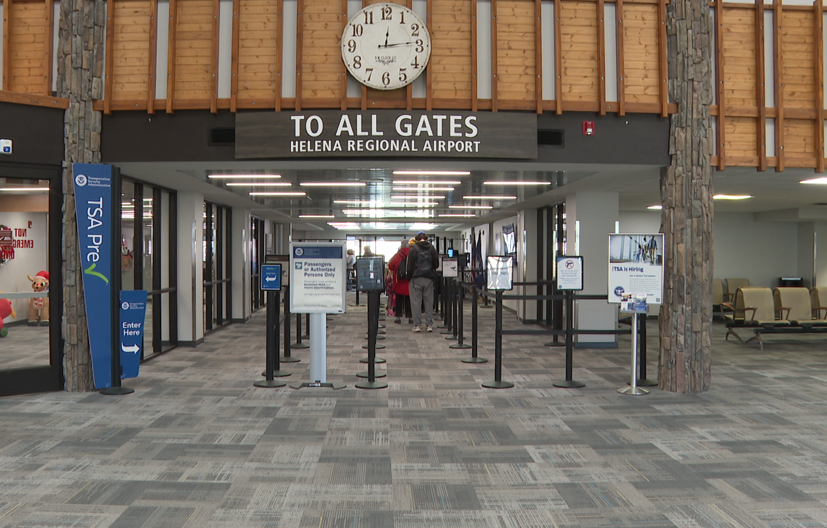 helena regional airport thanksgiving travel 