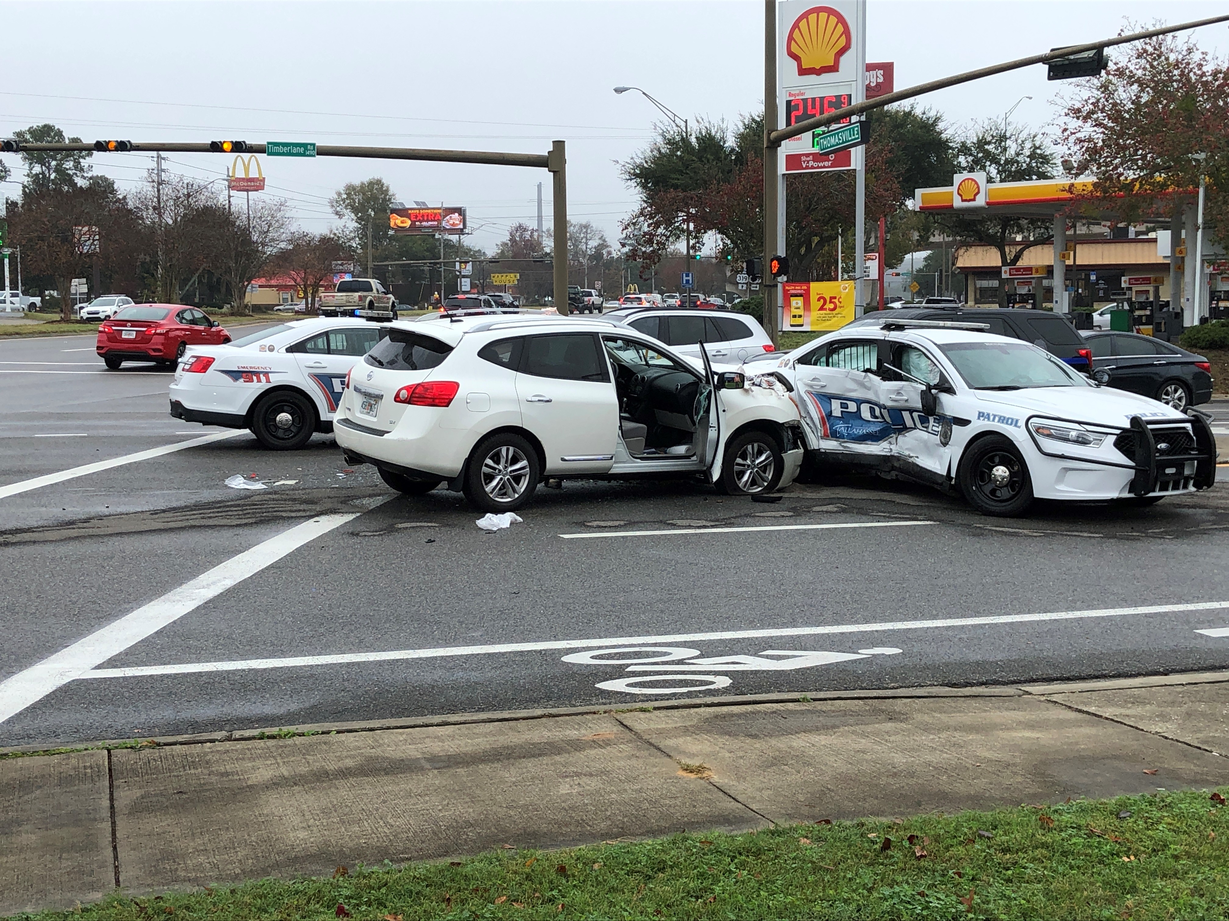 Tpd Officer Citizen Injured After Crash On Thomasville Road