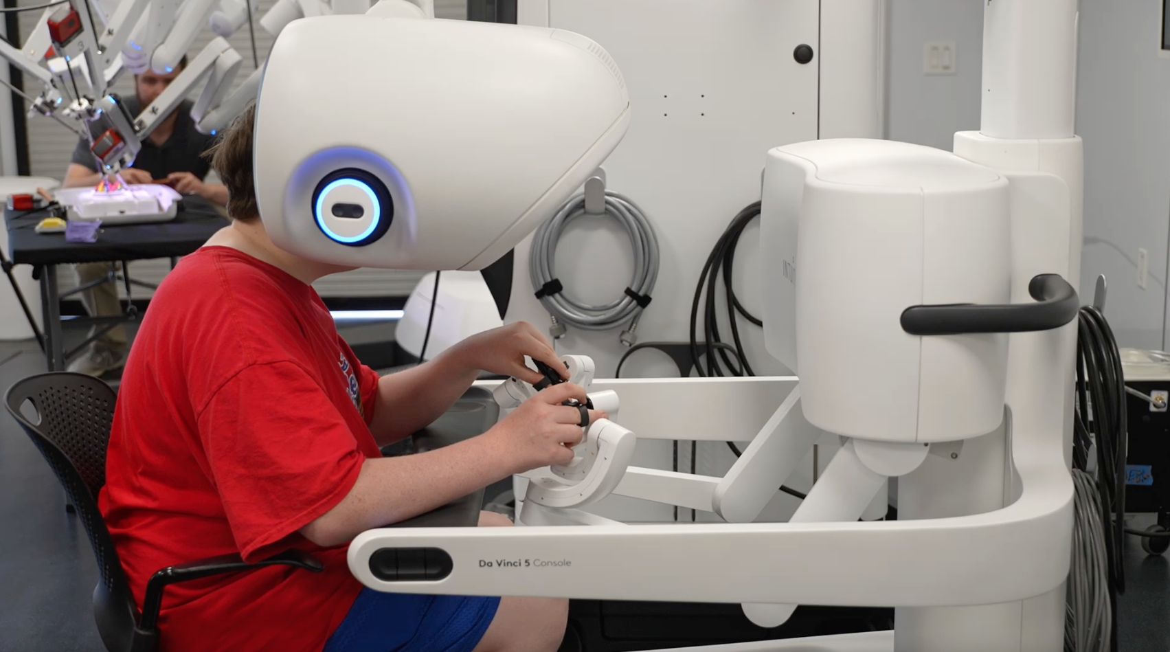 Billings Career Center students try surgery robots 