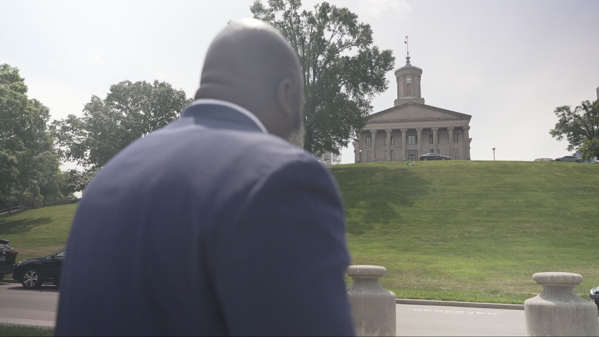 Matthew Charles looks at Tennessee Capitol
