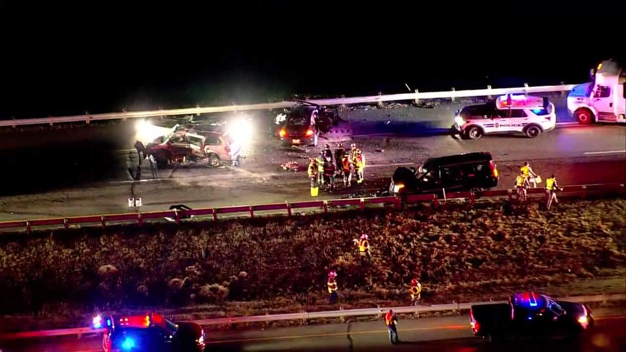 four vehicle crash on e-470 in thornton_dec 27 2023.jpg