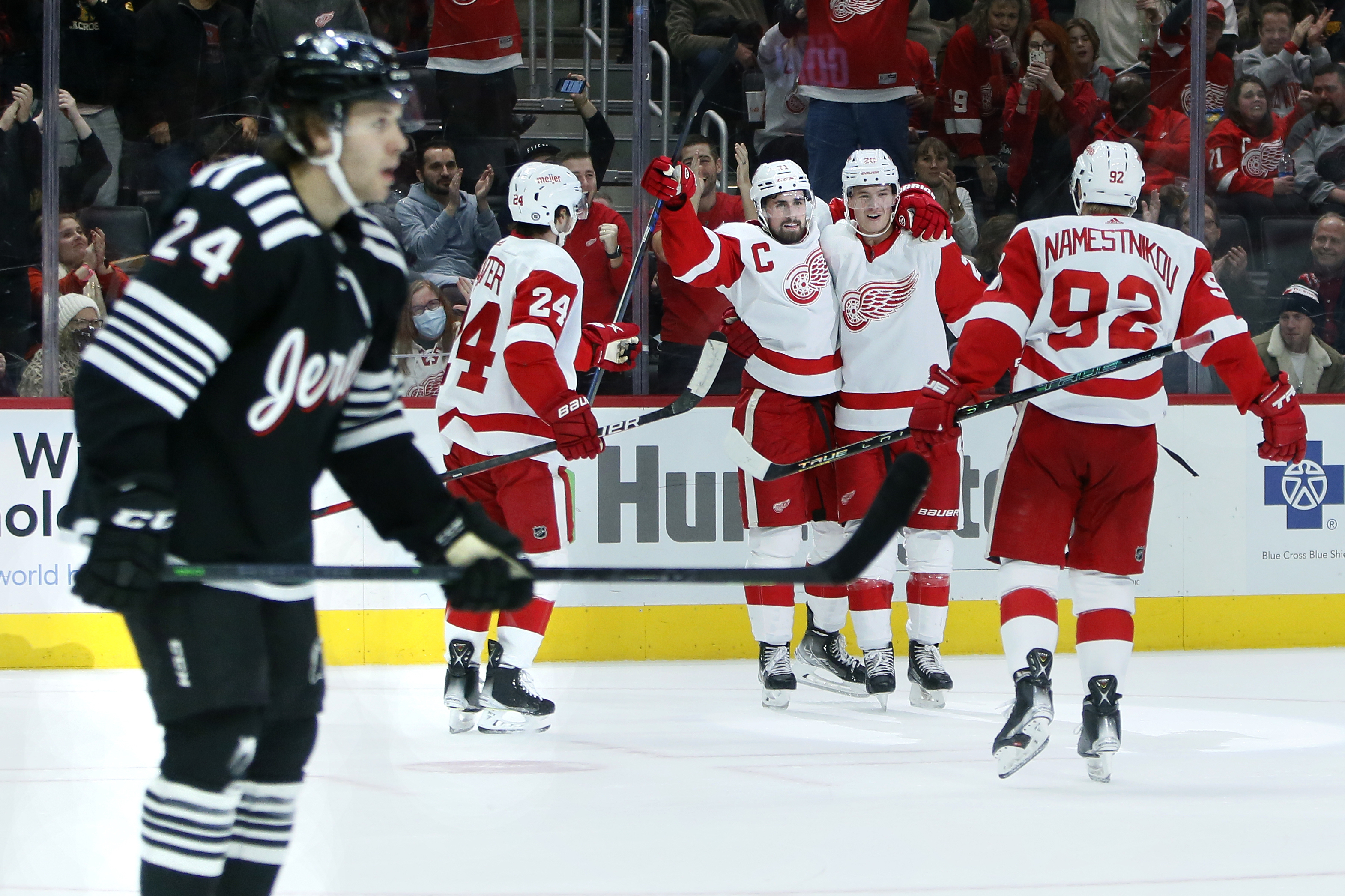 Pius Suter, Dylan Larkin, Gustav Lindstrom, Vladislav Namestnikov, Ty Smith