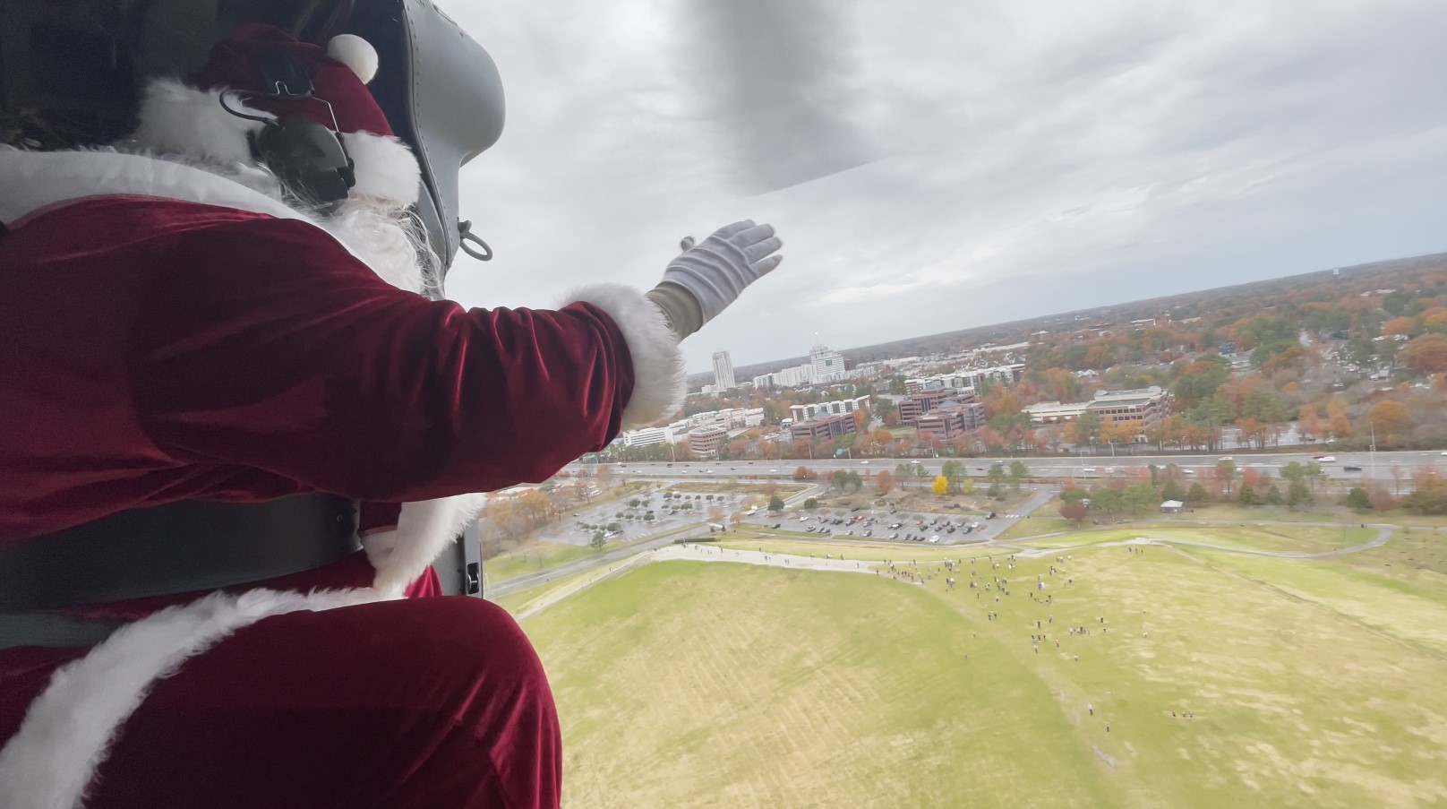 santa flight 2022 2.jpg