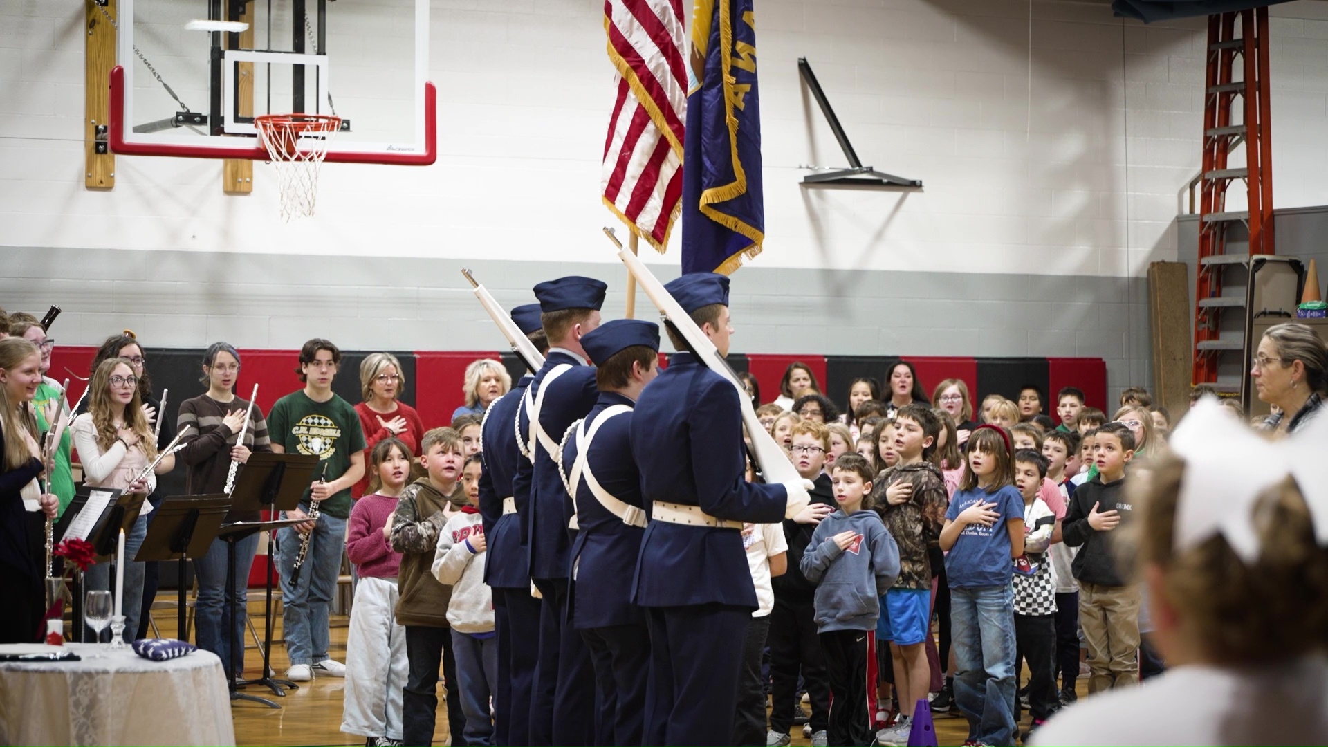 Valley View Elementary School honors military veterans