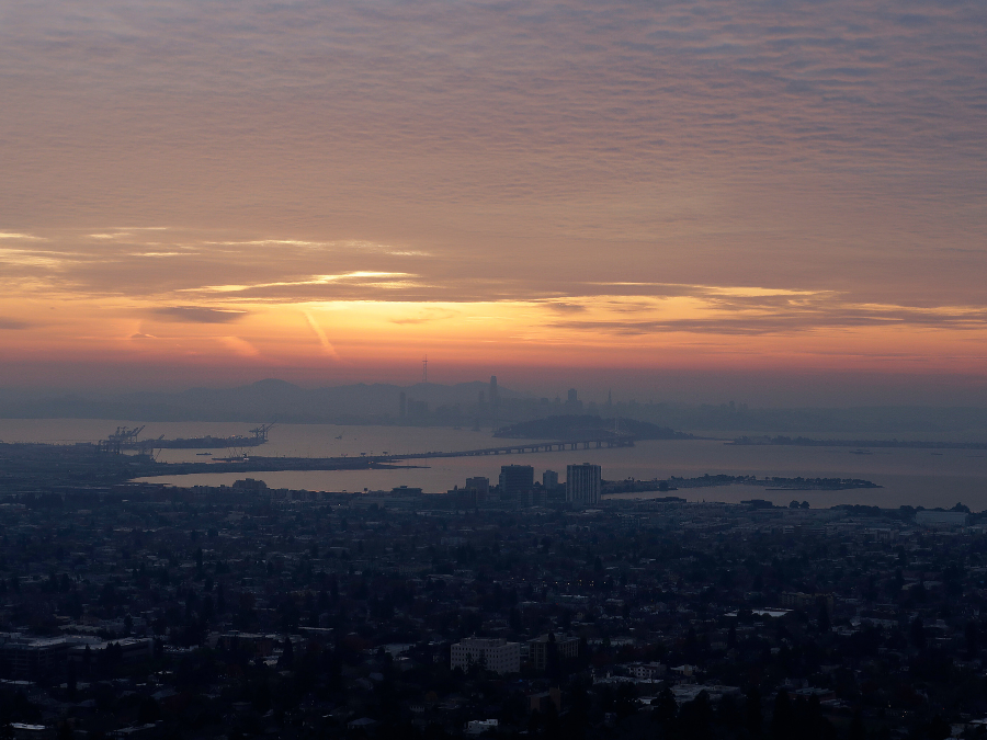 sf_bay_area_skyline_apphoto.png