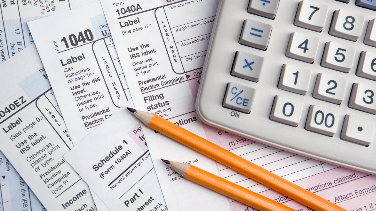 Taxes generic Canva.png